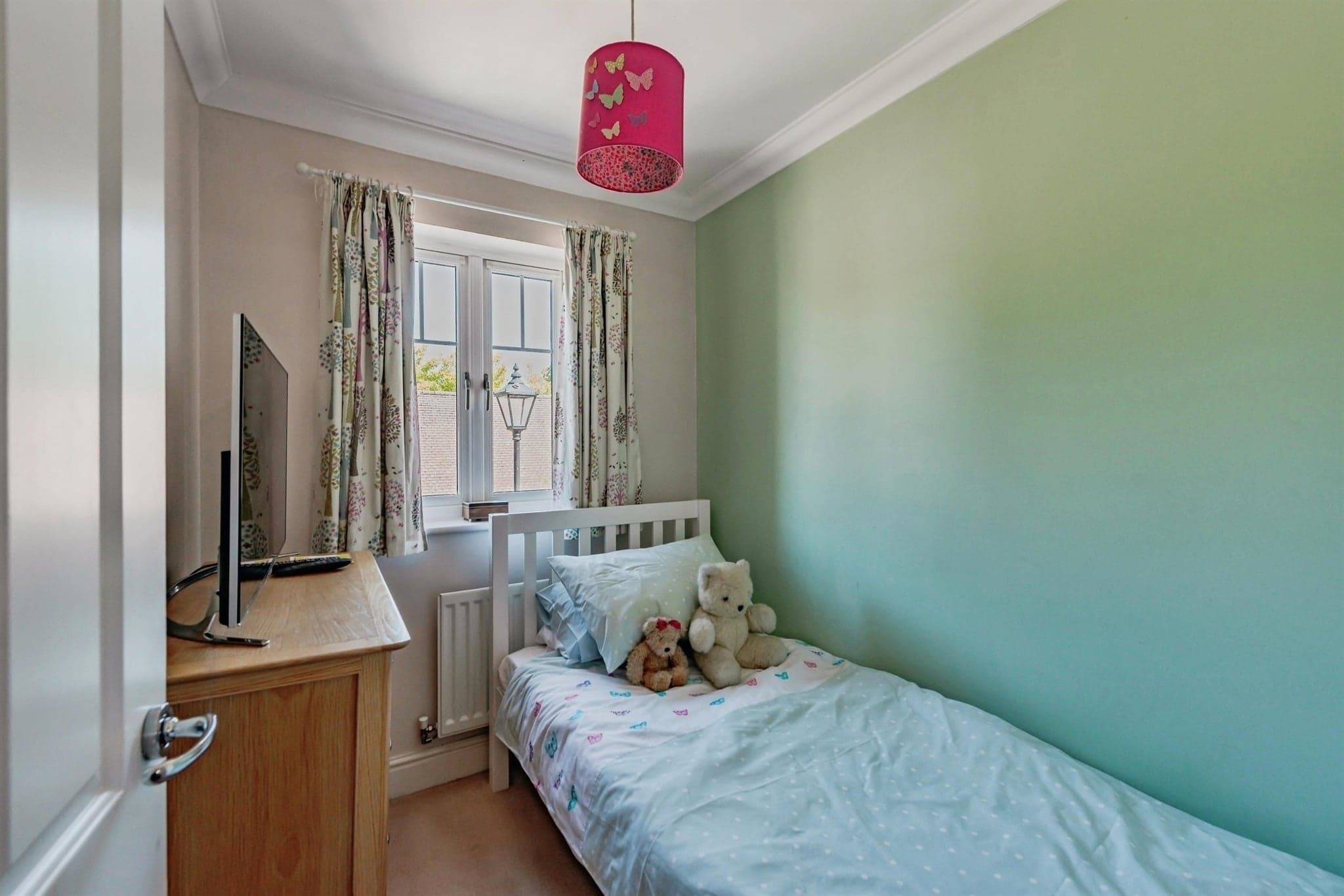 Property at Sandy Close, Crawley Down, Crawley