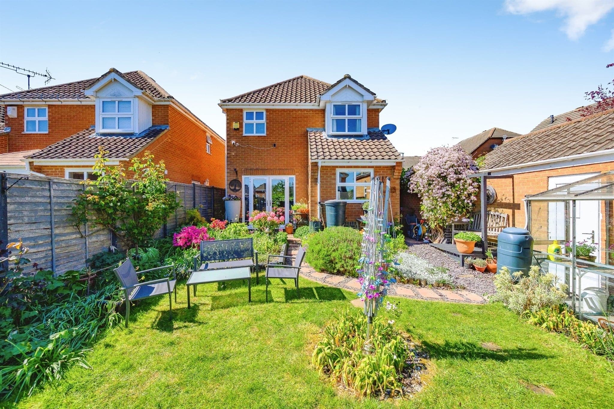 Property at Broadacres, Luton