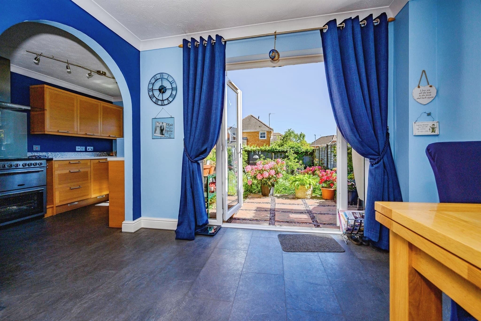 Property at Broadacres, Luton