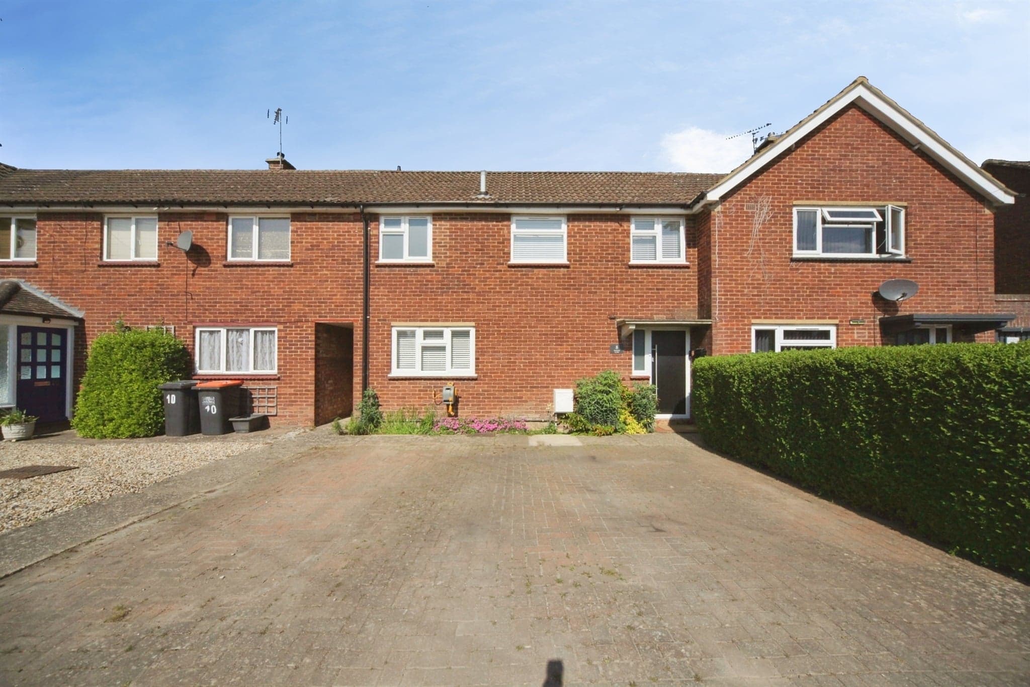 Property at Knights Close, Eaton Bray, DUNSTABLE