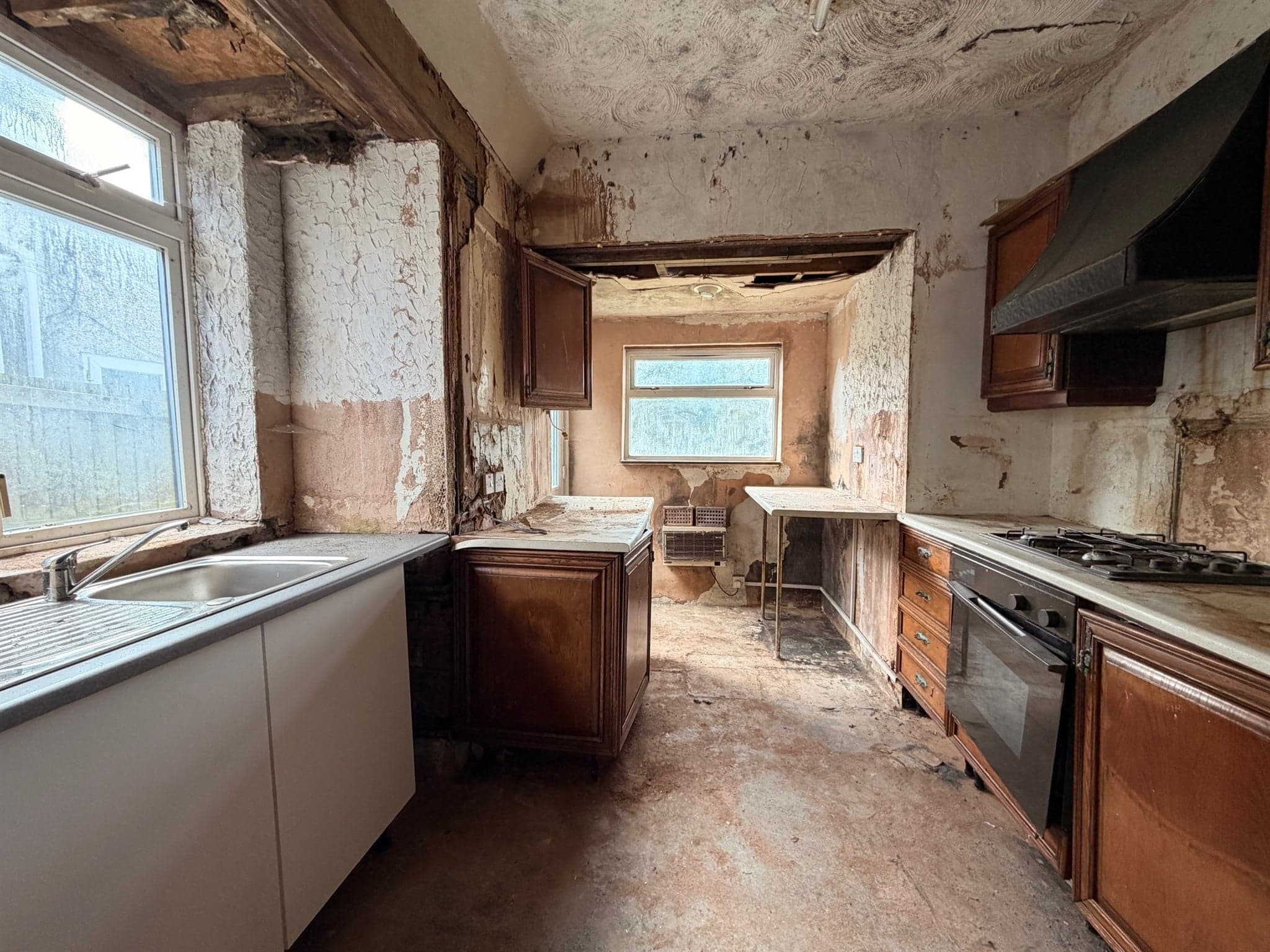 Property at Wychbury Road, Finchfield, Wolverhampton