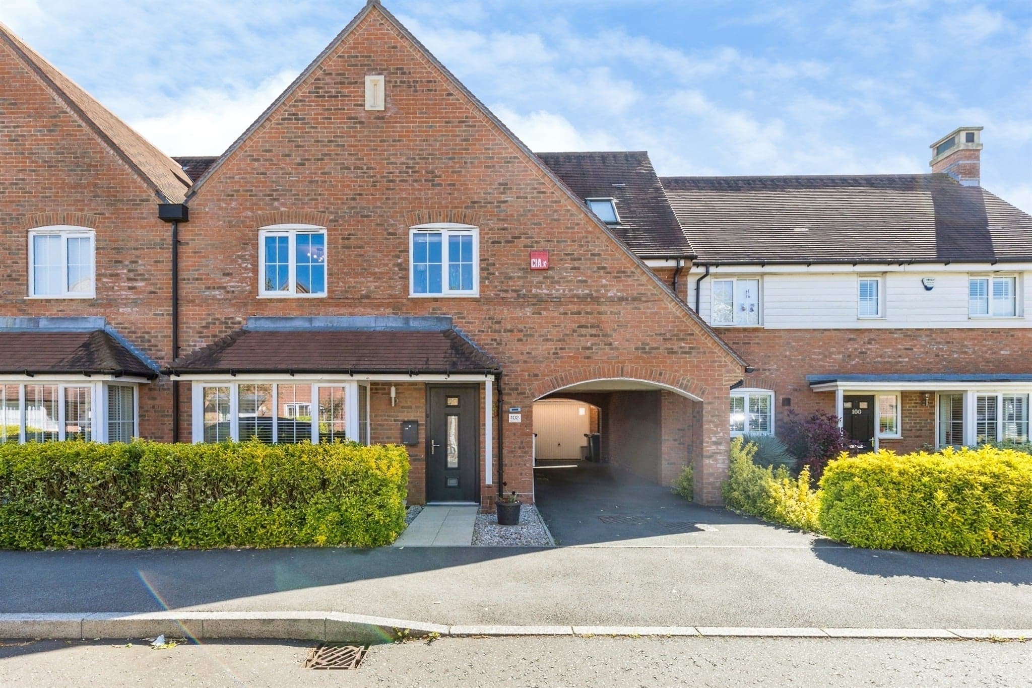 Property at Beeches Way, Faygate, Horsham