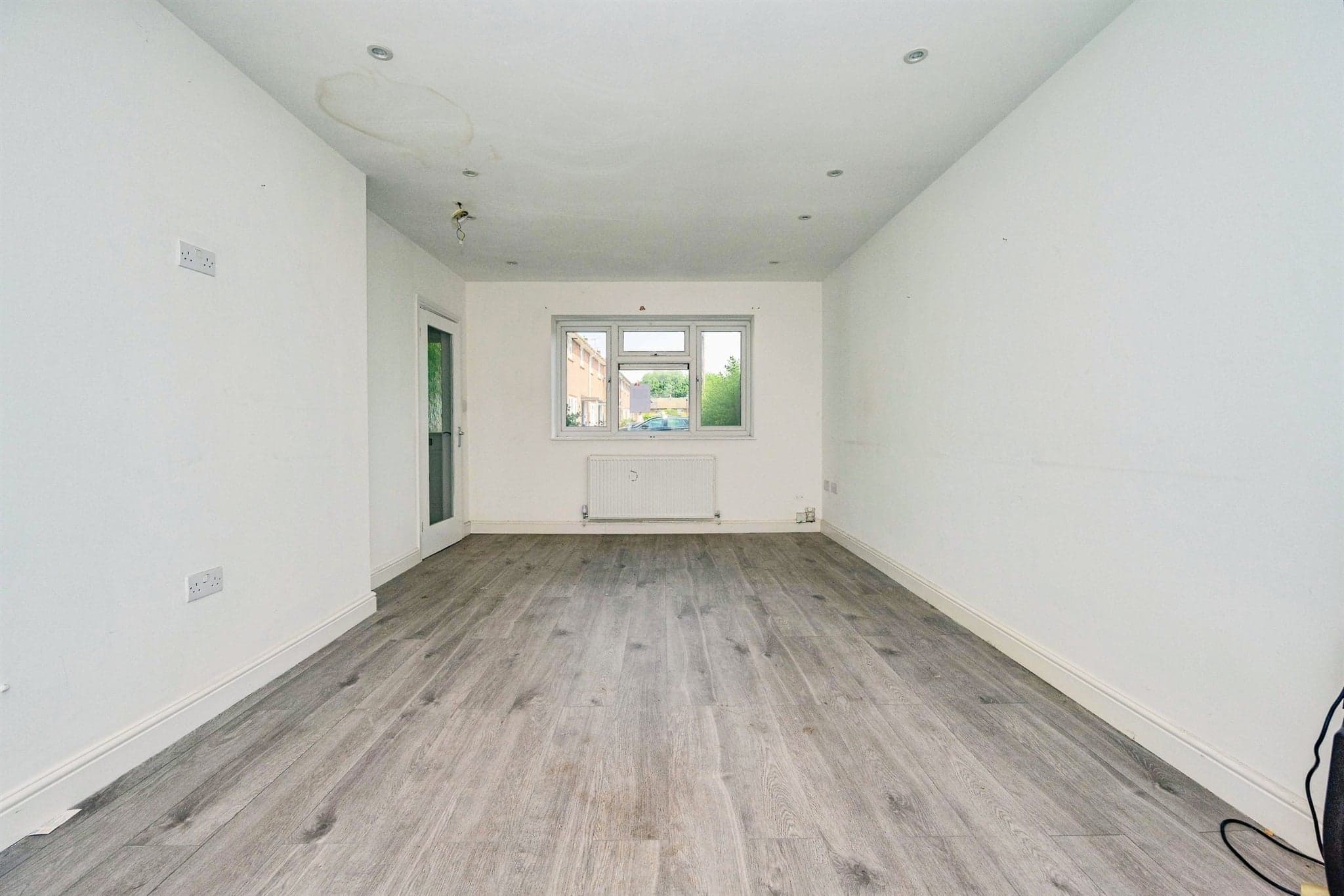 Property at Wycliffe Close, Luton