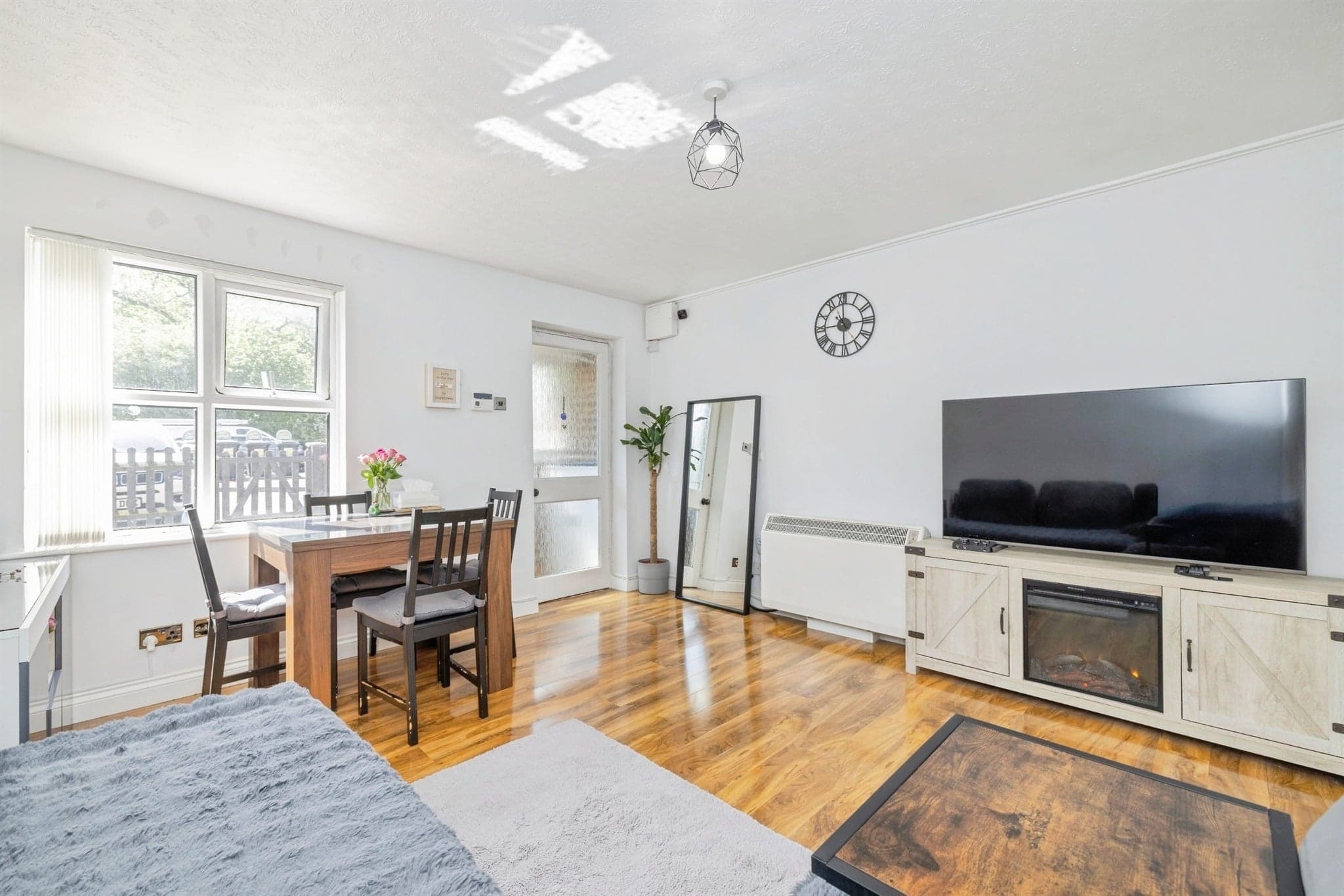 Property at Redwood Close, Watford
