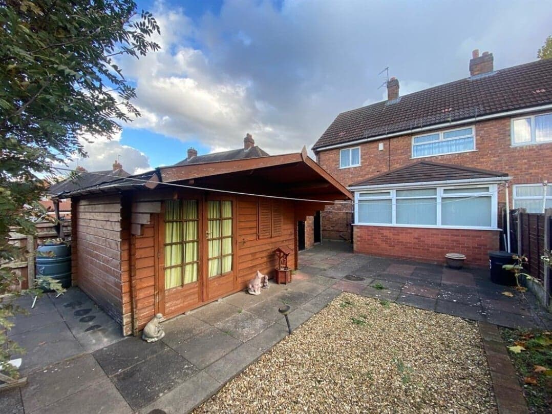 Property at Manor House Road, Wednesbury