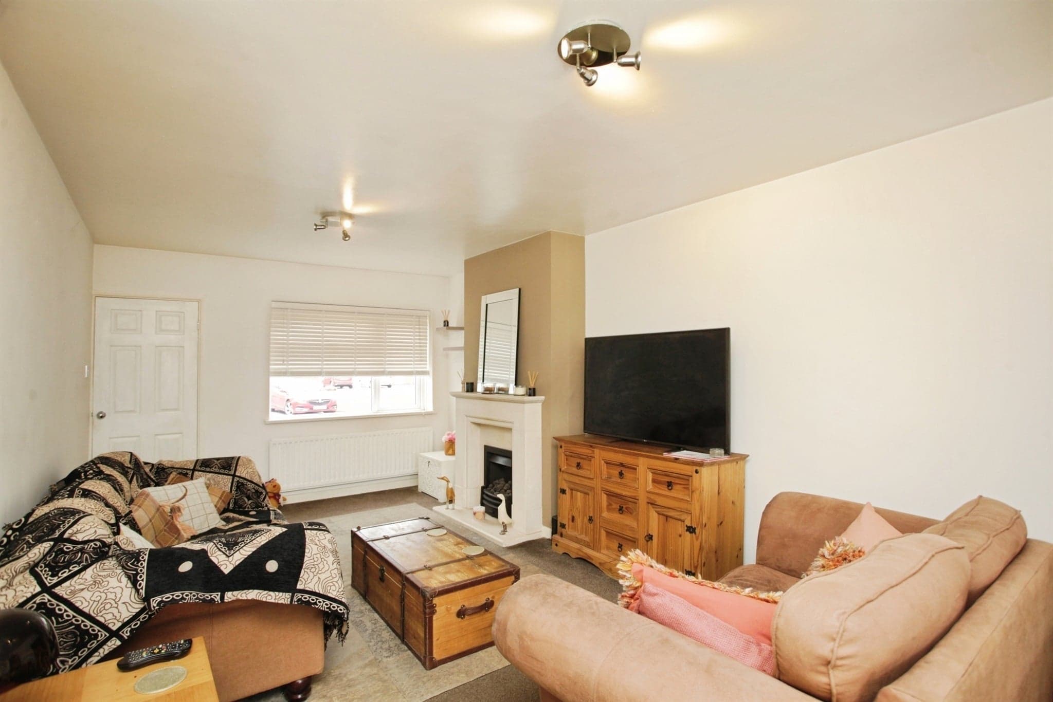 Property at Hoskyn Close, Rugby