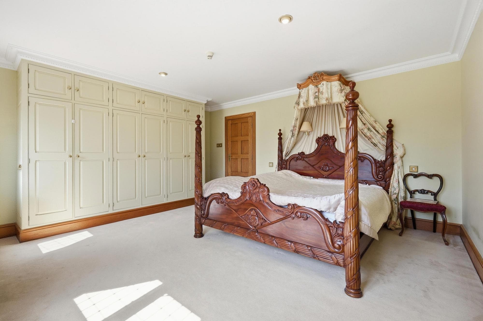 Property at West Common Close, Harpenden