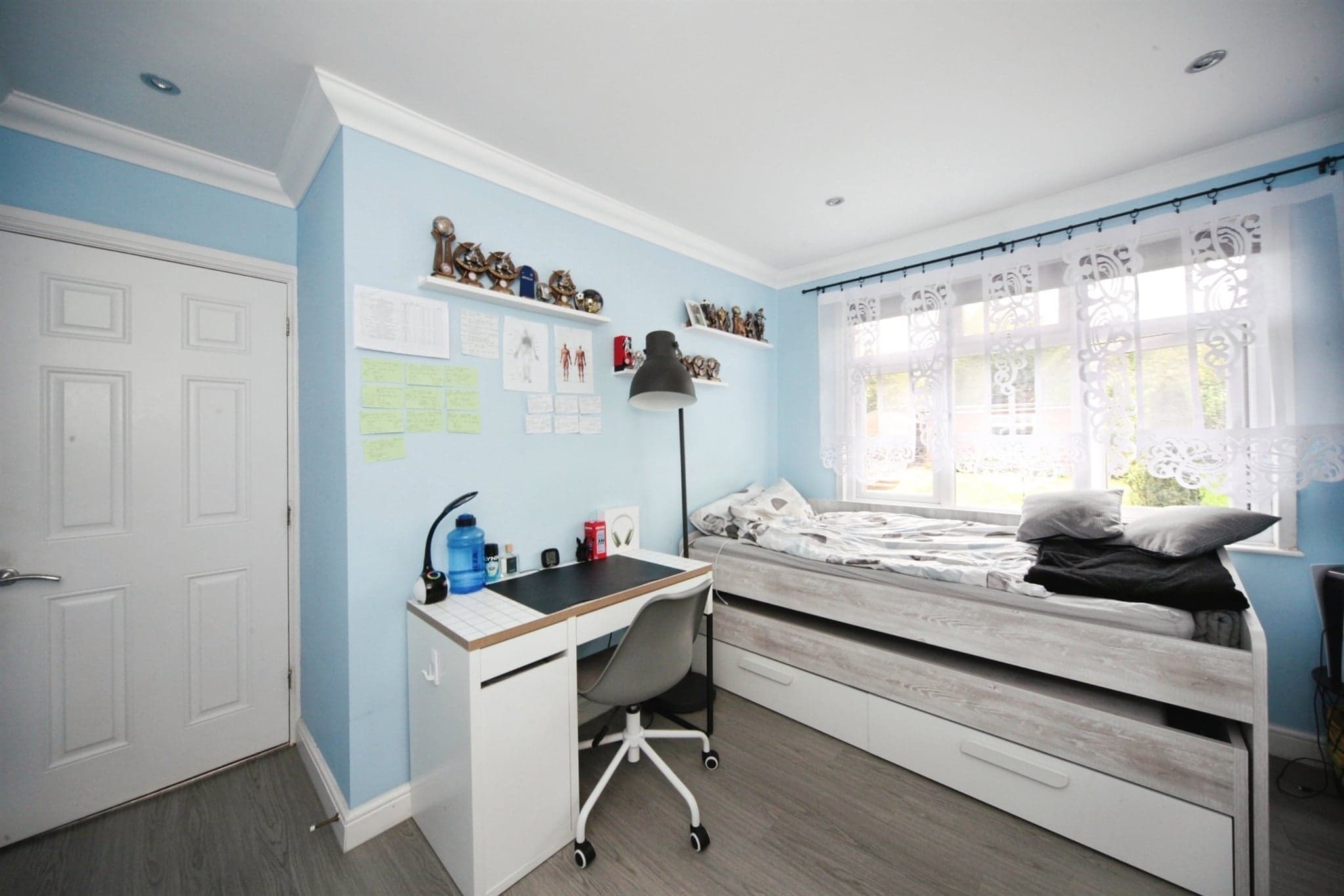 Property at Walcot Avenue, Luton