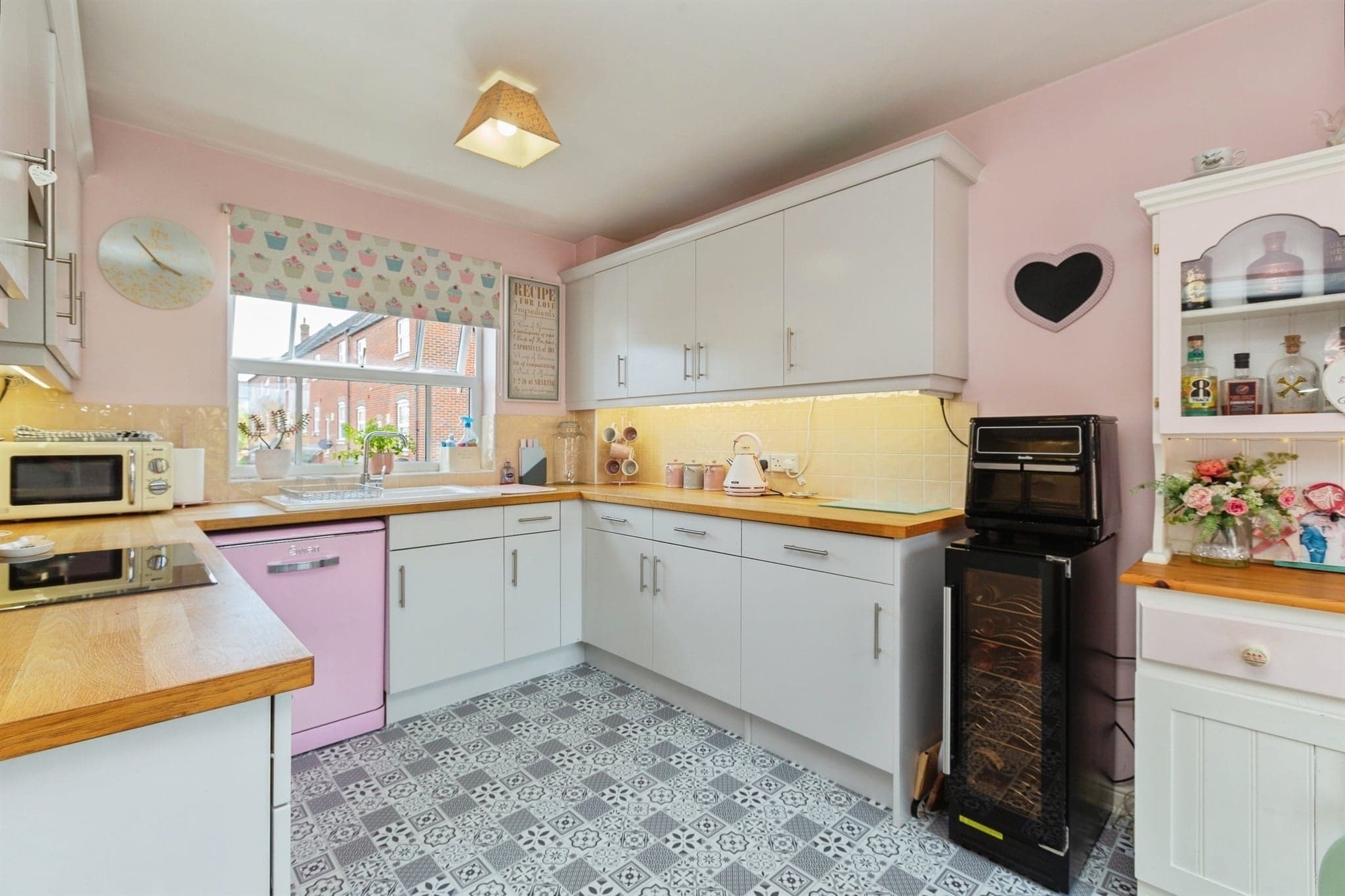 Property at Disraeli Square, Aylesbury