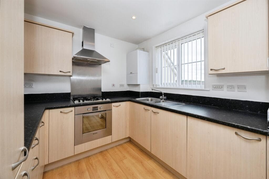 Property at Sir John Fogge Avenue, Ashford