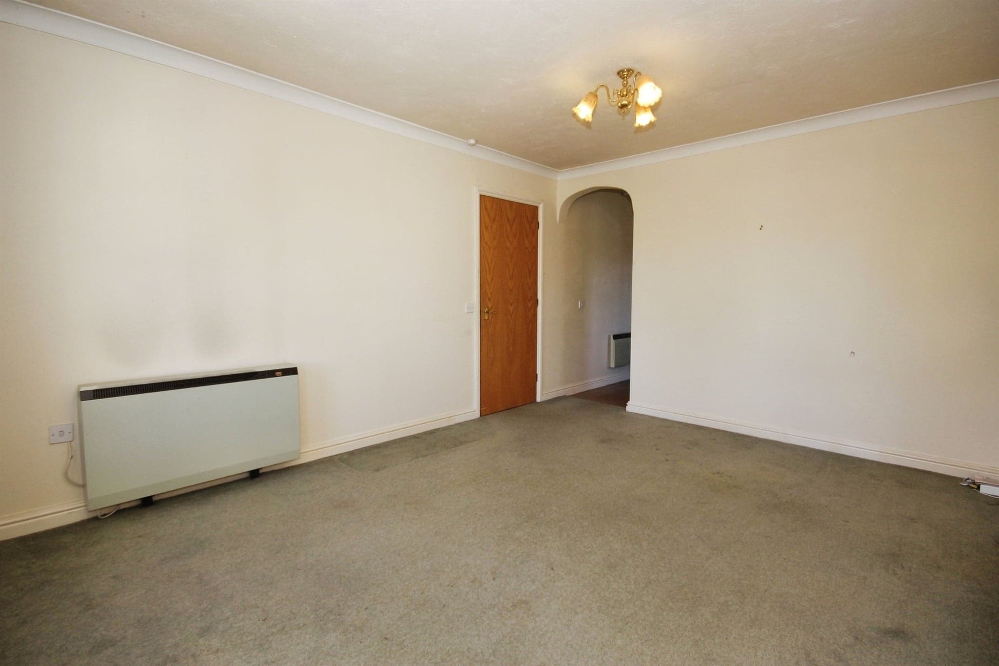 Property at Binswood Avenue, Leamington Spa
