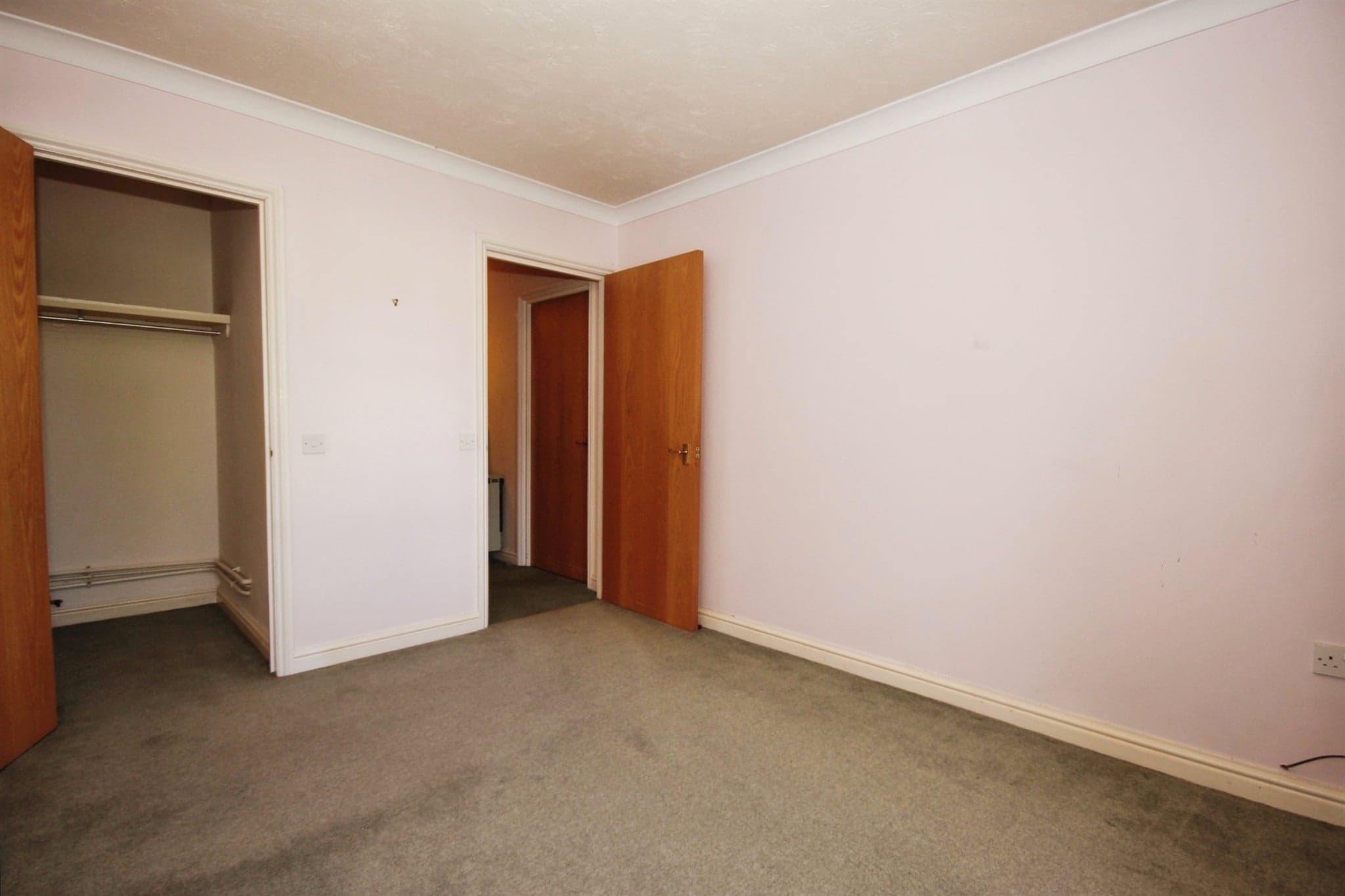 Property at Binswood Avenue, Leamington Spa