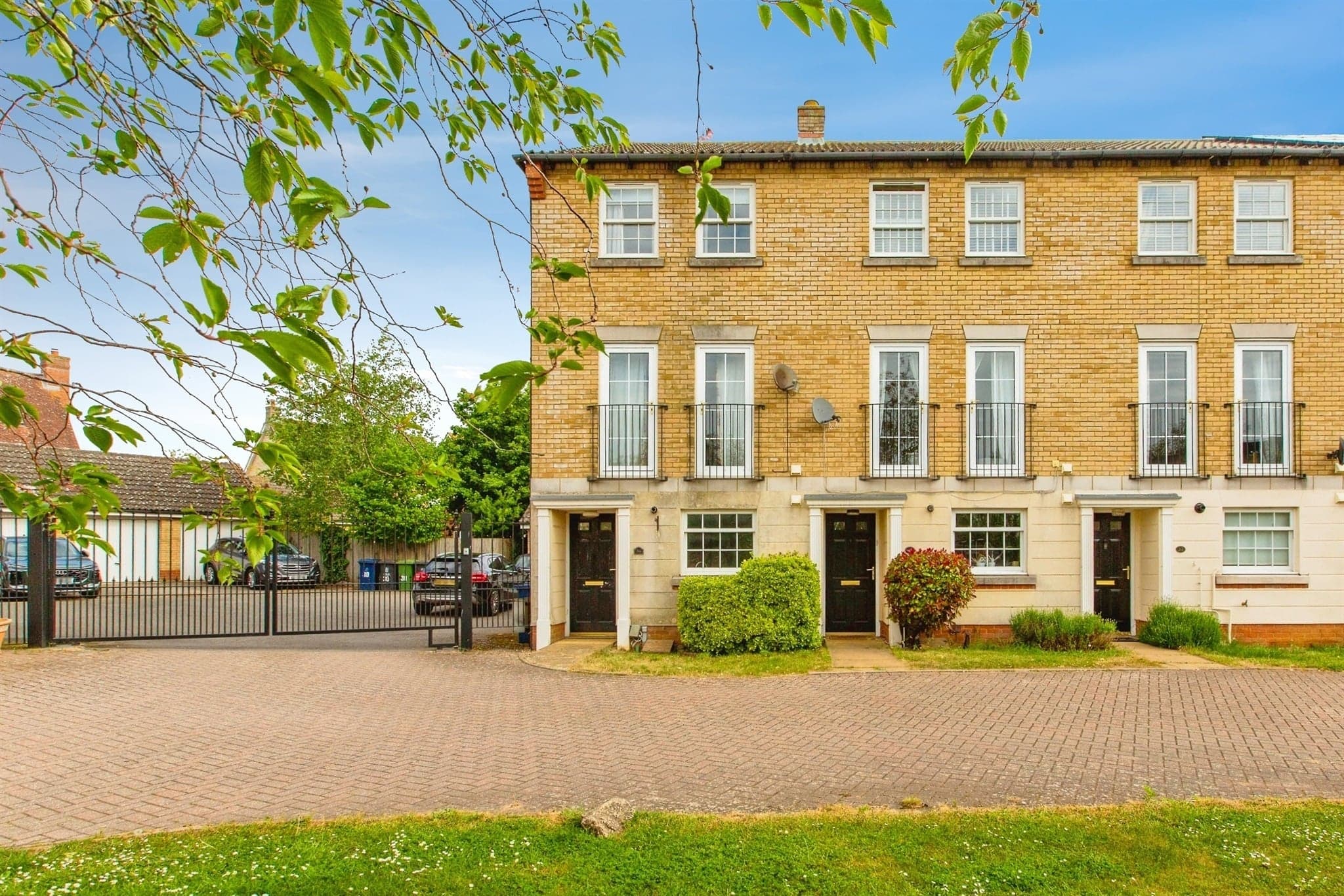 Property at Orchard Way, Lower Cambourne, Cambridge