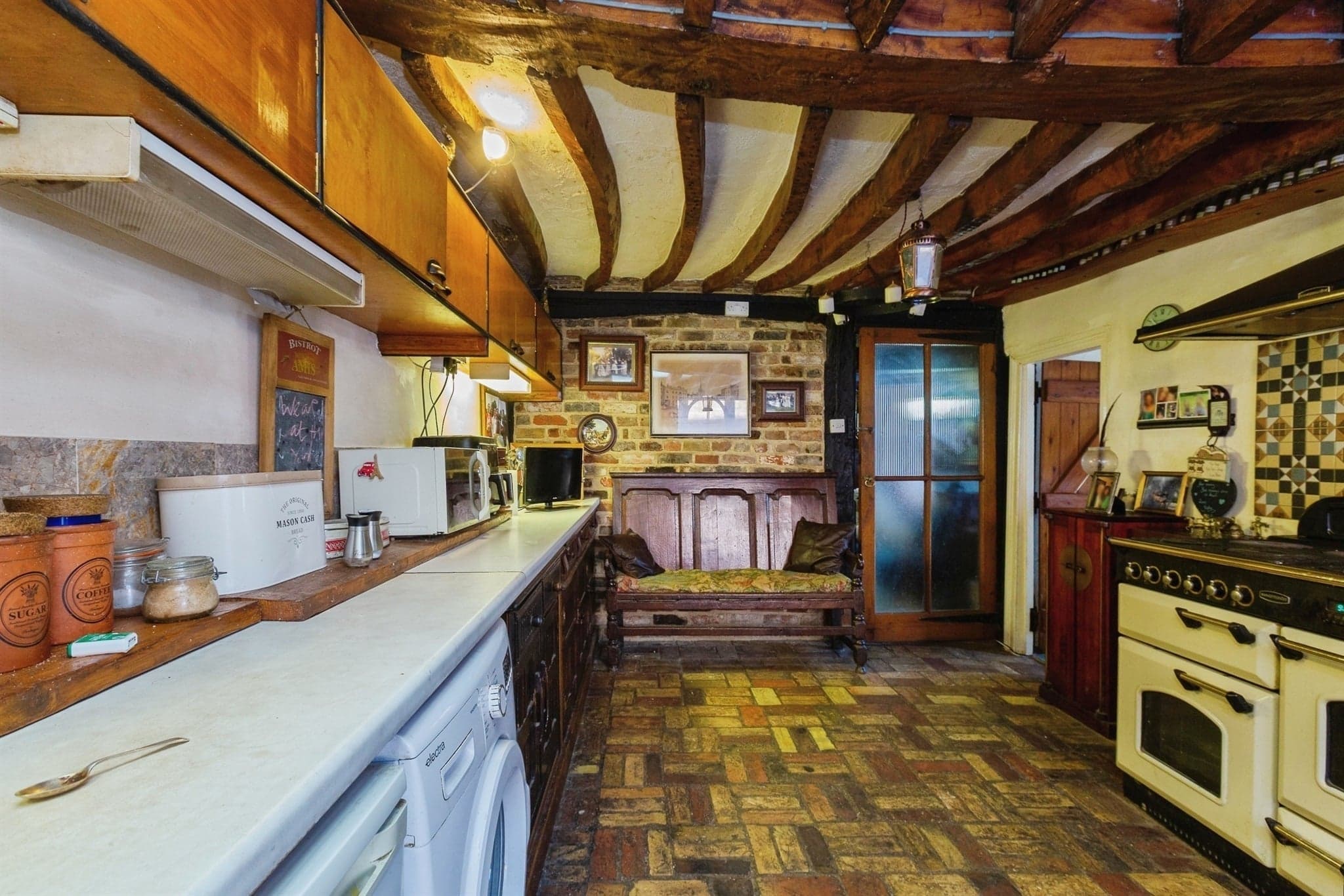 Property at Watling Street, Hockliffe, Leighton Buzzard