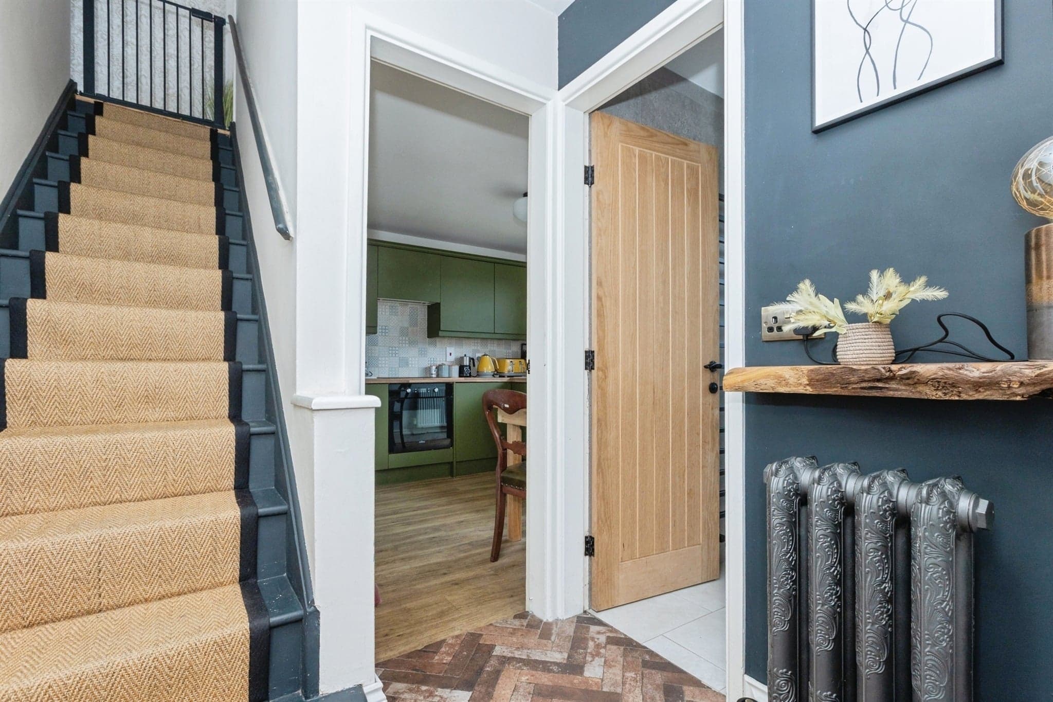 Property at Buxton Close, Whetstone, Leicester