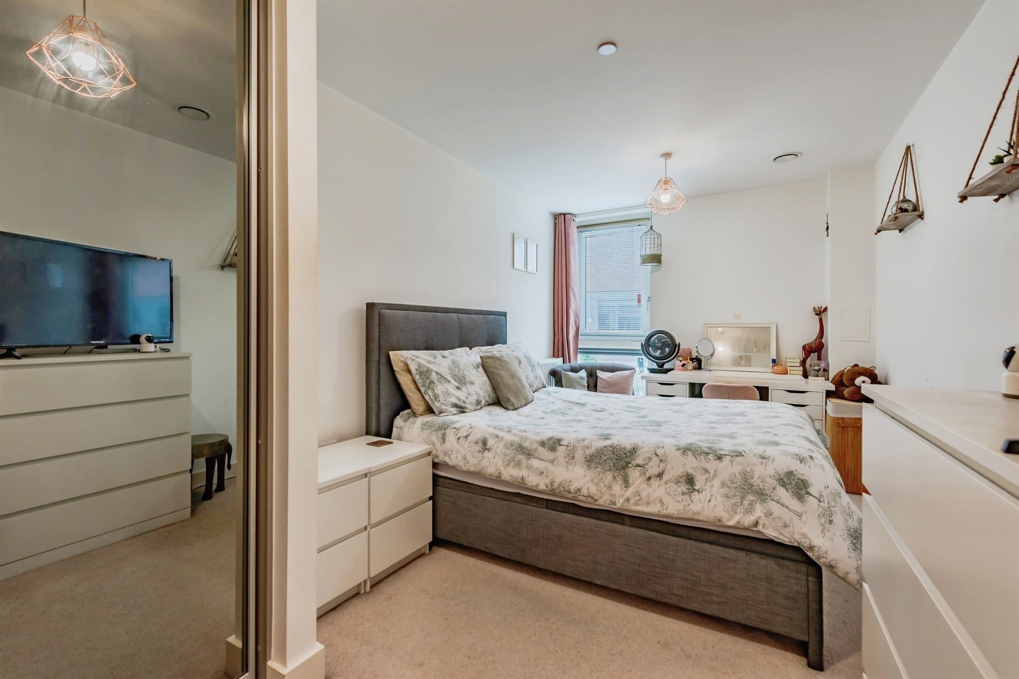 Property at Marketfield Way, Redhill
