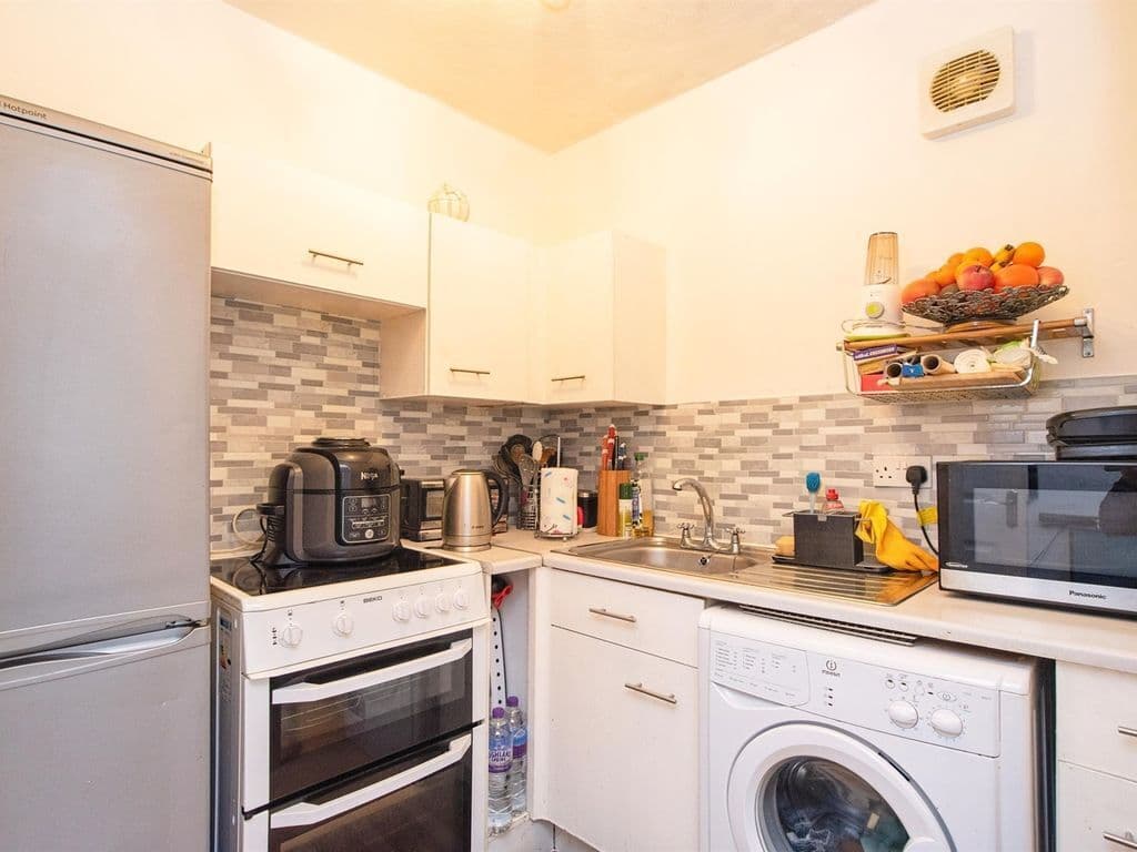 Property at Rochester Drive, Watford