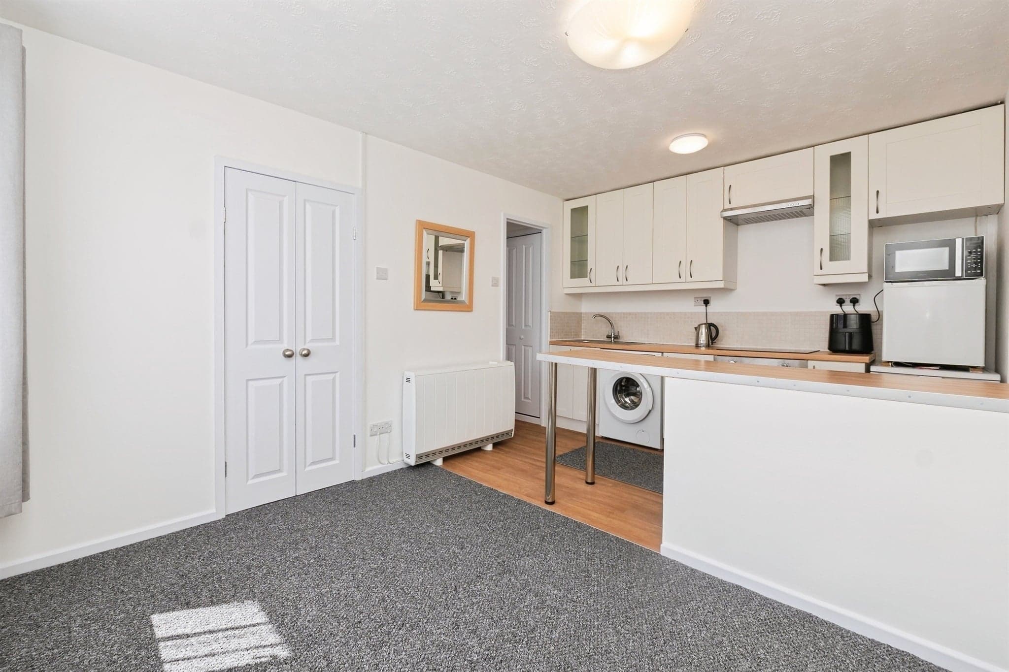 Property at Long Beach Road, Longwell Green, Bristol