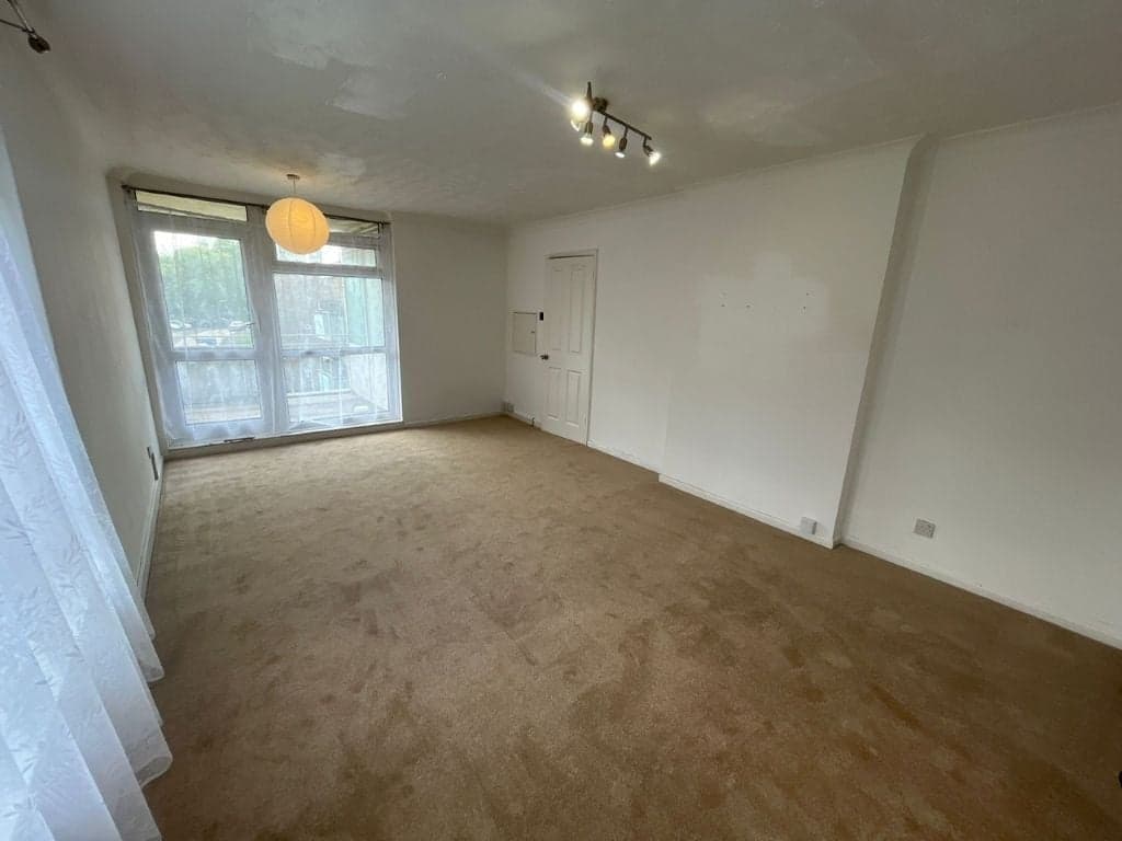 Property at Linford Crescent, Southampton