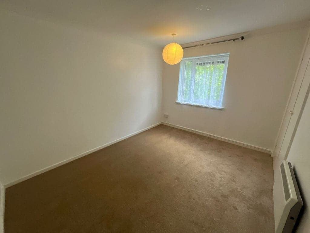 Property at Linford Crescent, Southampton