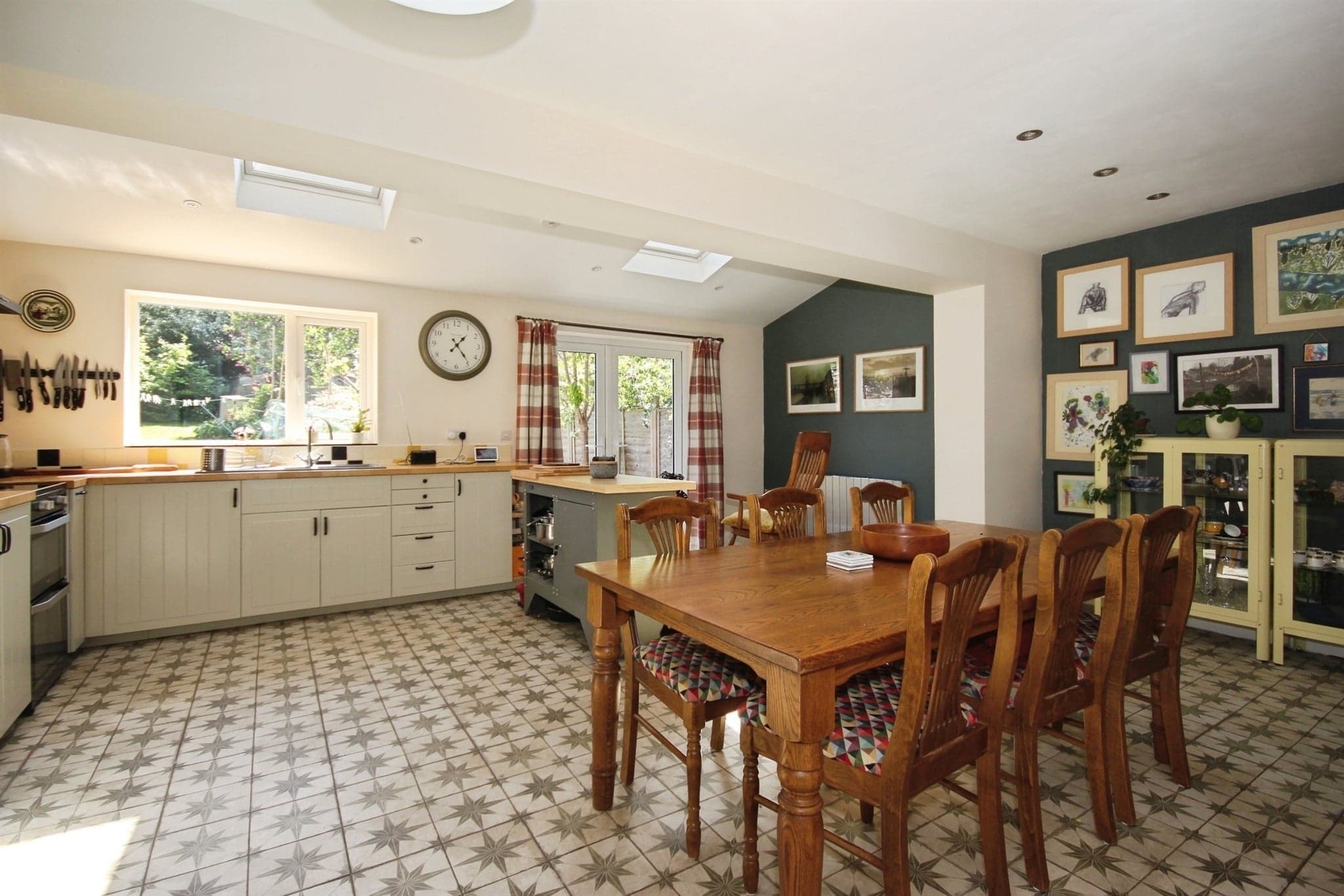 Property at England Crescent, Leamington Spa