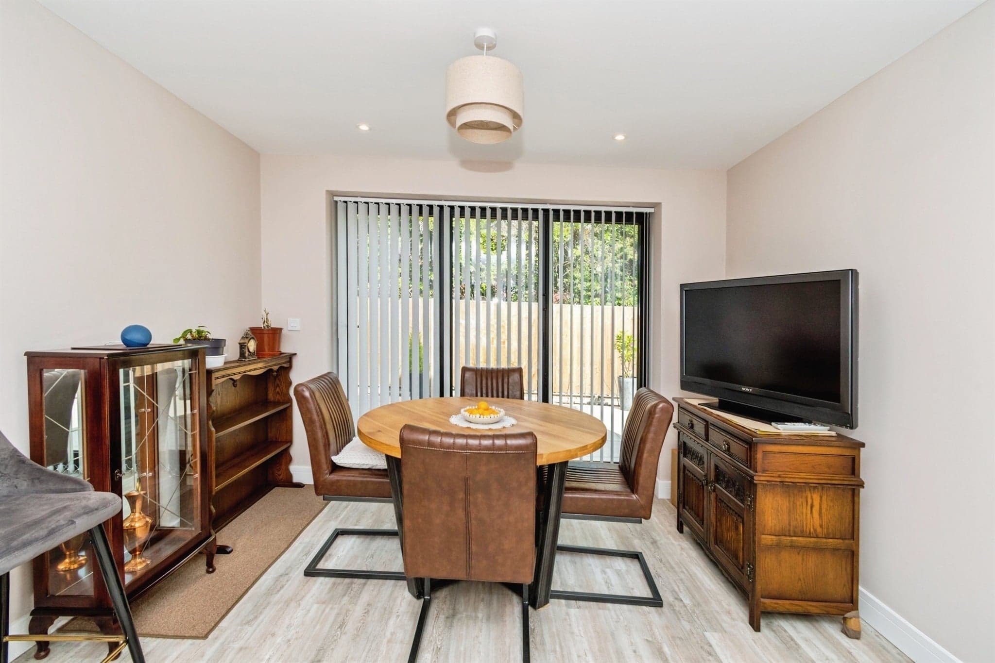 Property at Swaythling Road, West End, Southampton