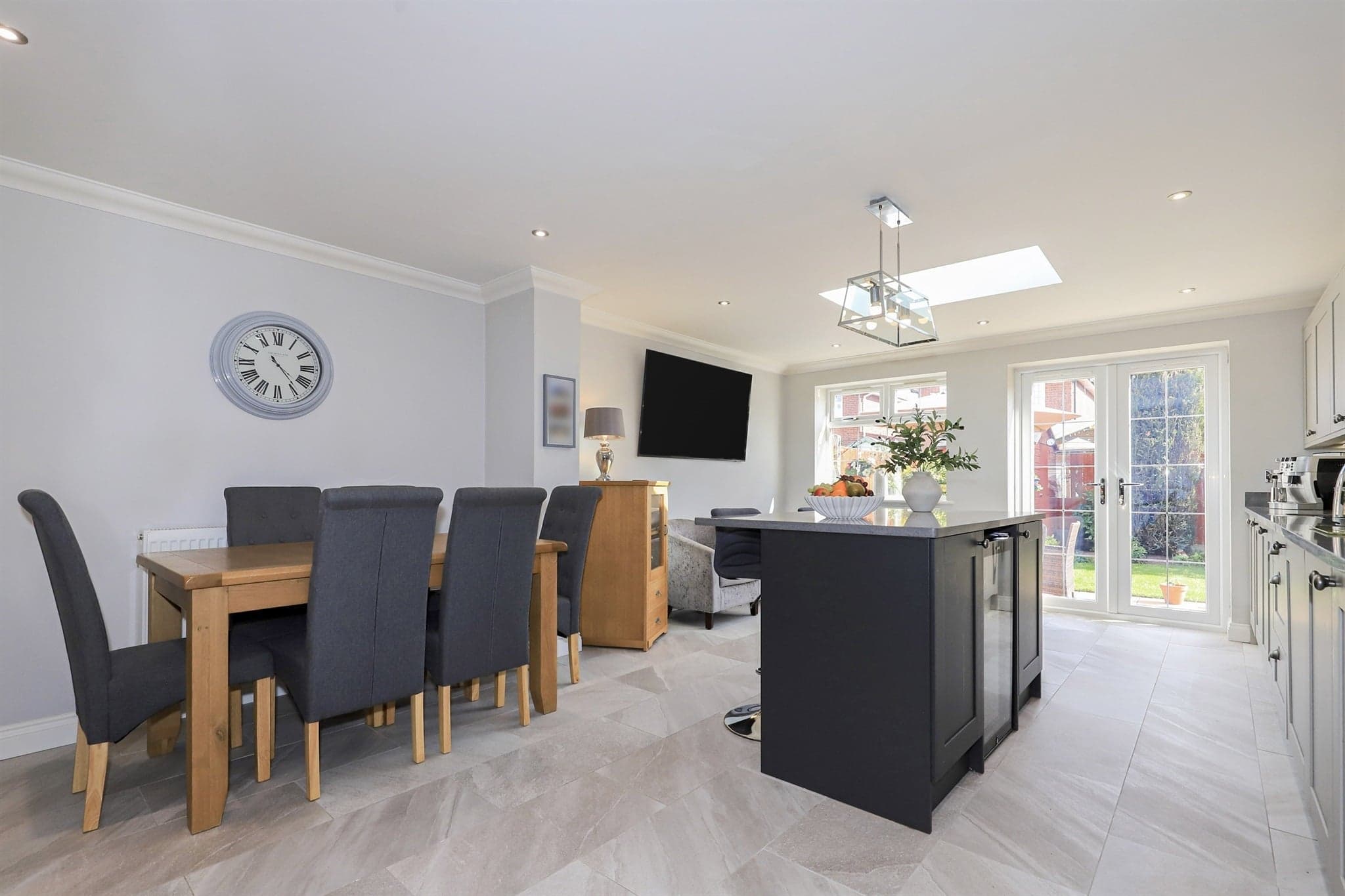Property at Ashwells Grove, Pendeford, Wolverhampton