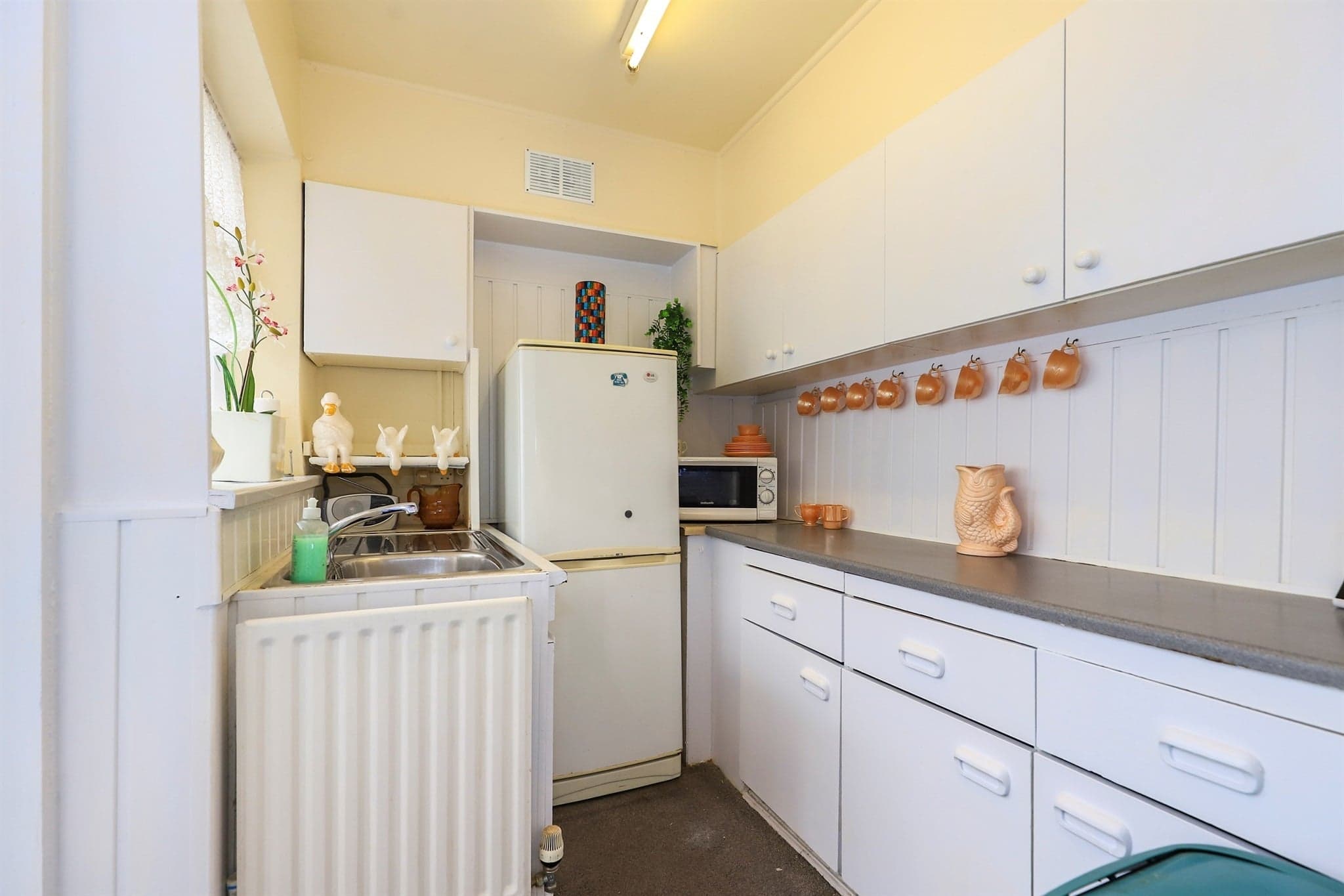 Property at Ringwood Road, Bushbury, Wolverhampton