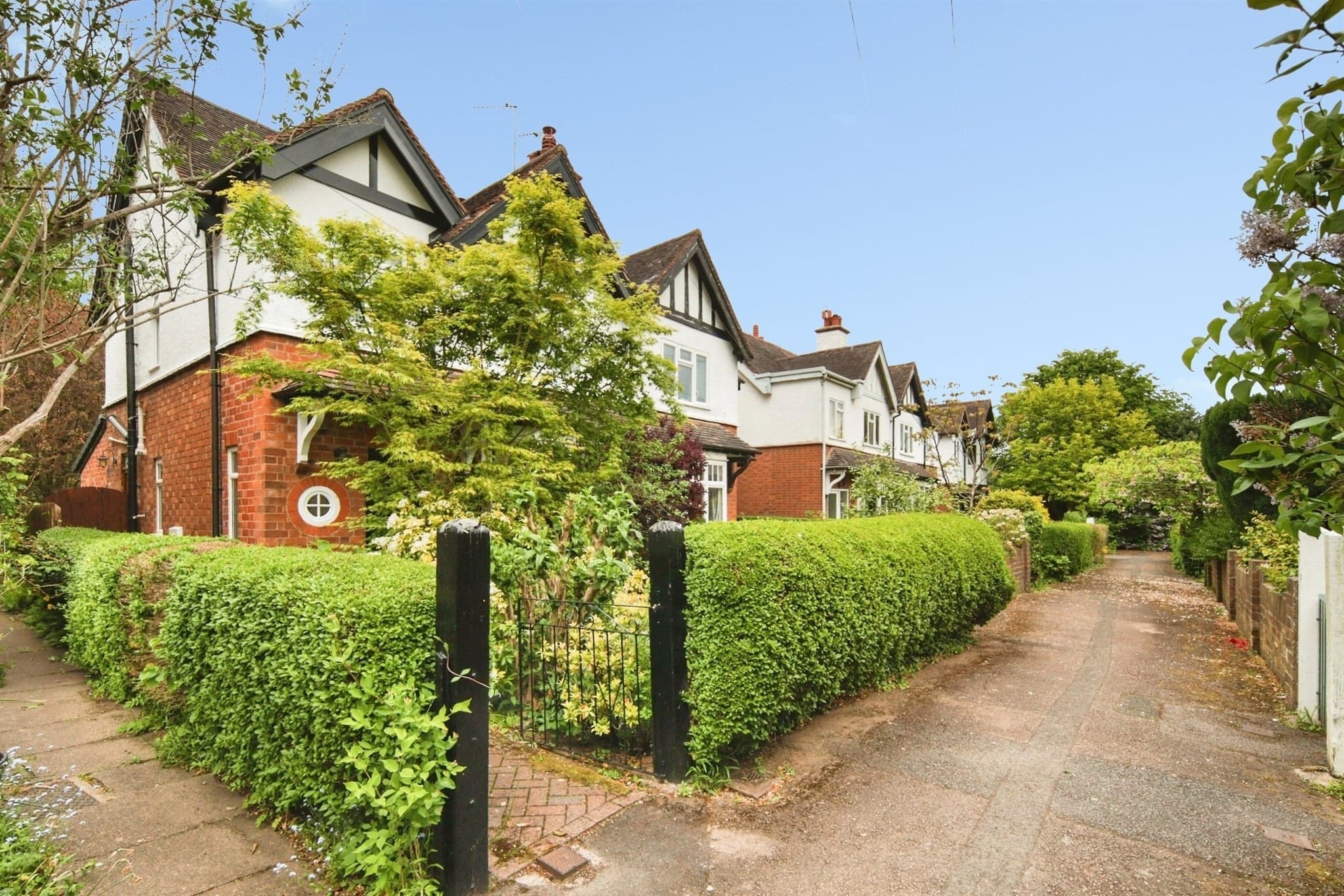 Property at Avenue Road, Kenilworth
