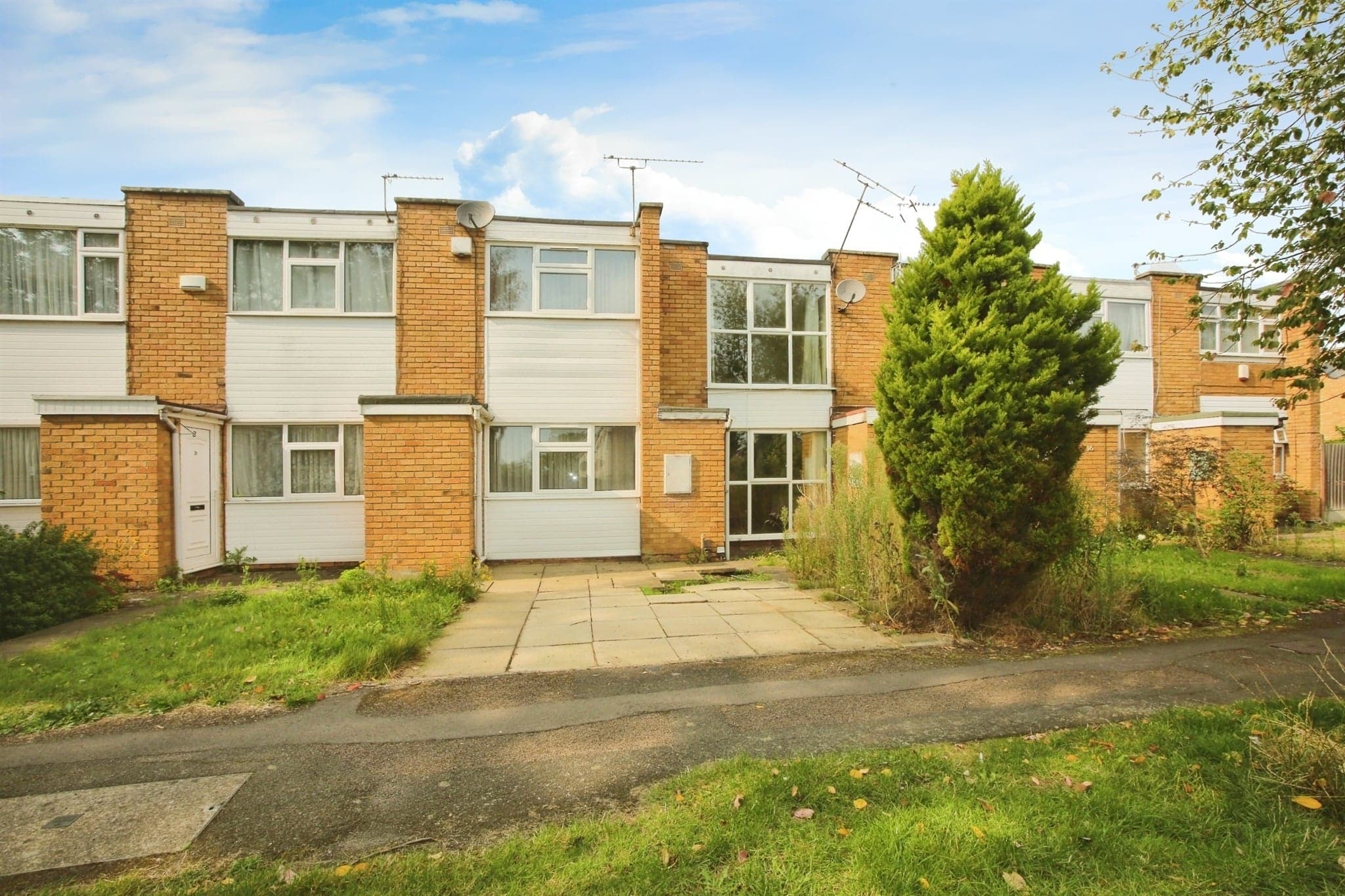 Property at Blakesley Walk, Leicester