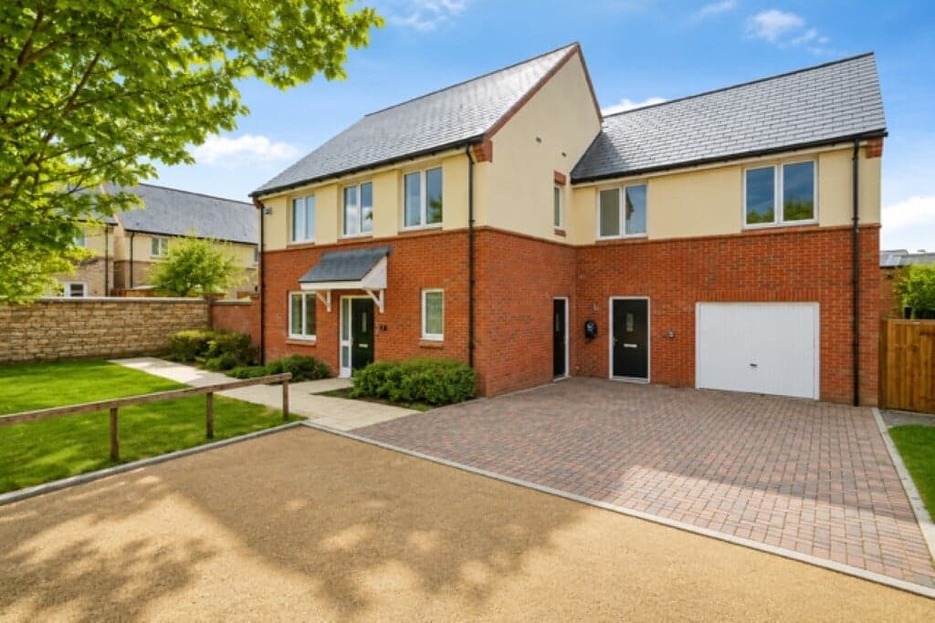 Property at Elmsbrook, Bicester