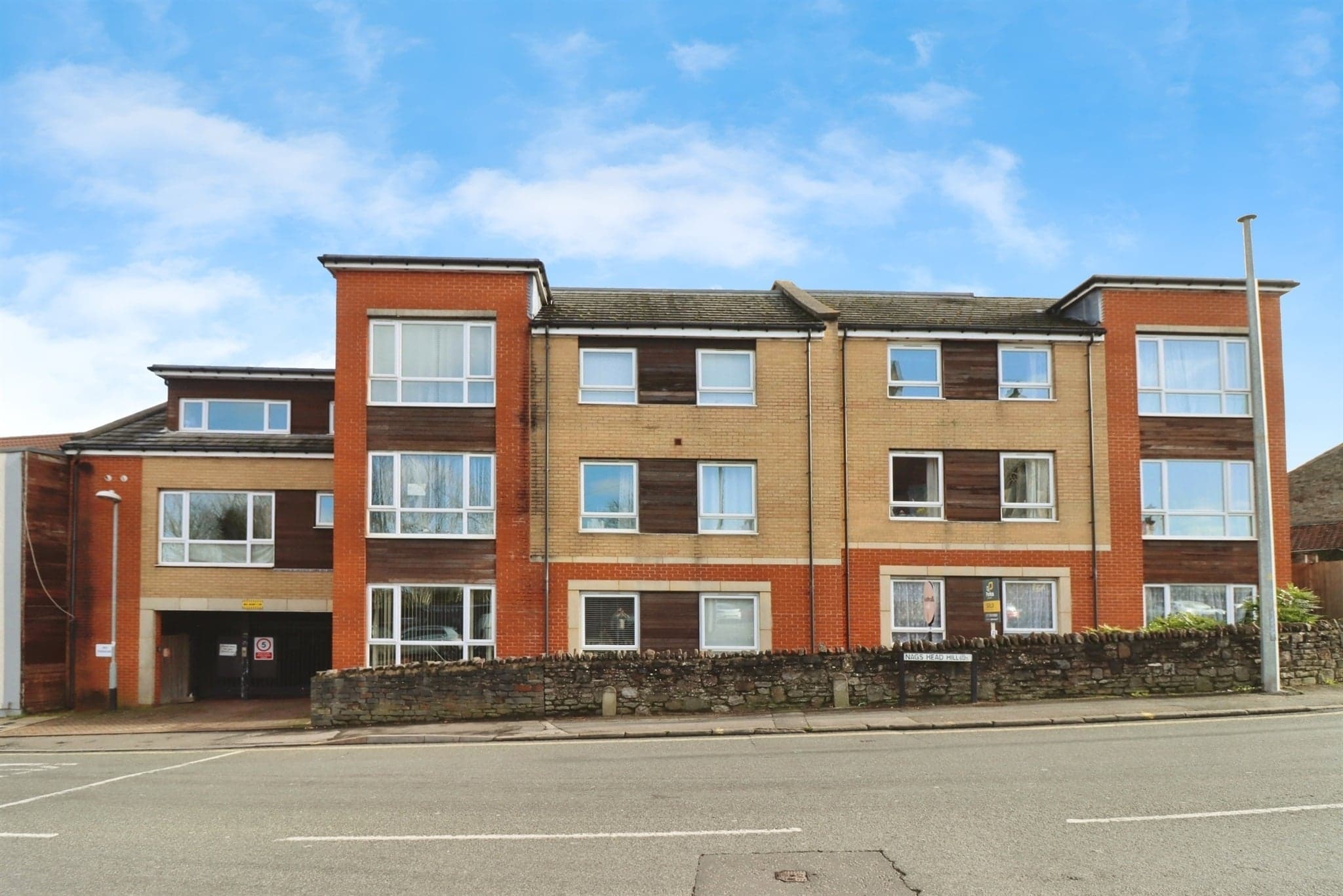 Property at Nags Head Hill, Bristol