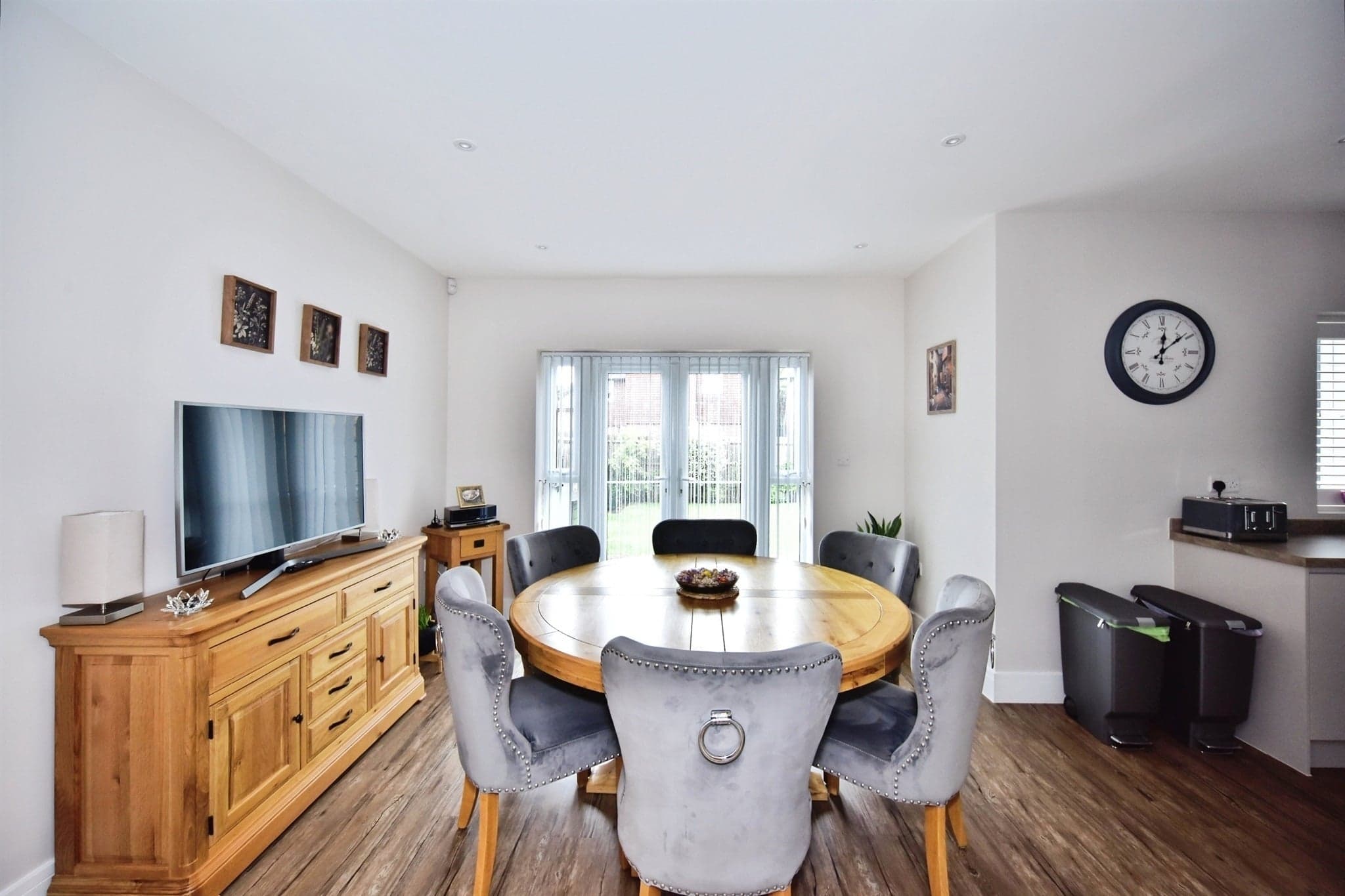 Property at Coleshall Gate, Iwade, Sittingbourne
