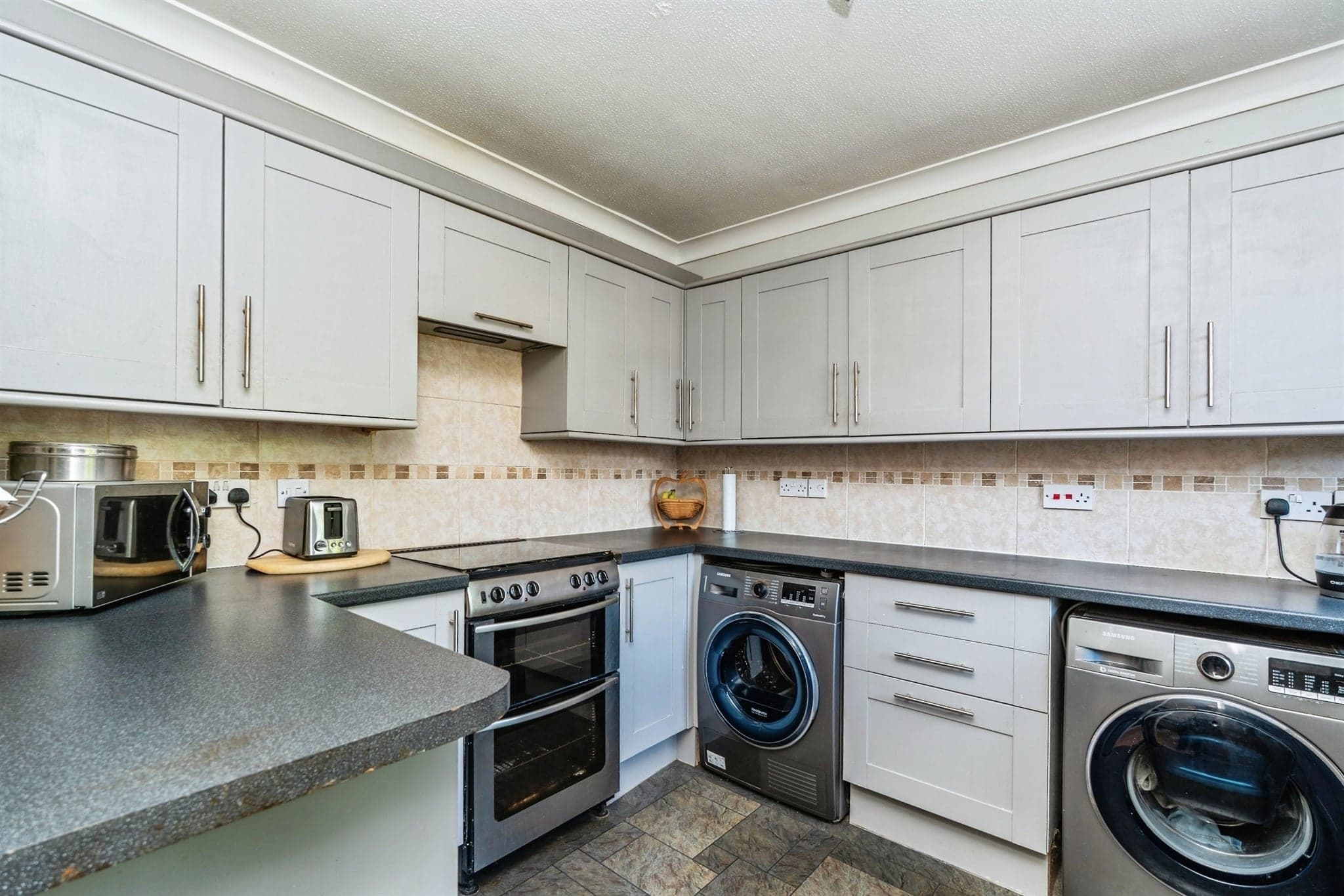 Property at Launcelyn Close, North Baddesley, Southampton