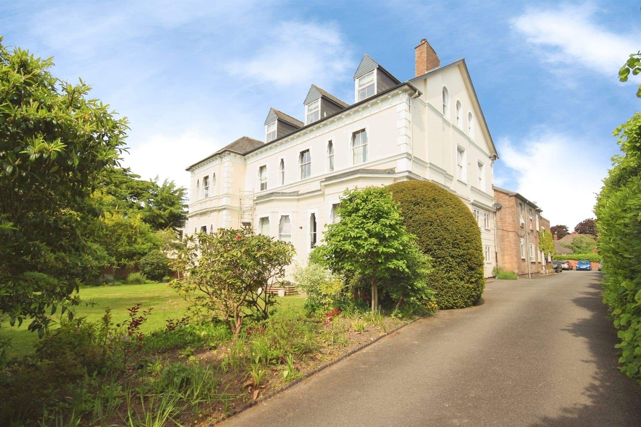 Property at Warwick Place, Leamington Spa