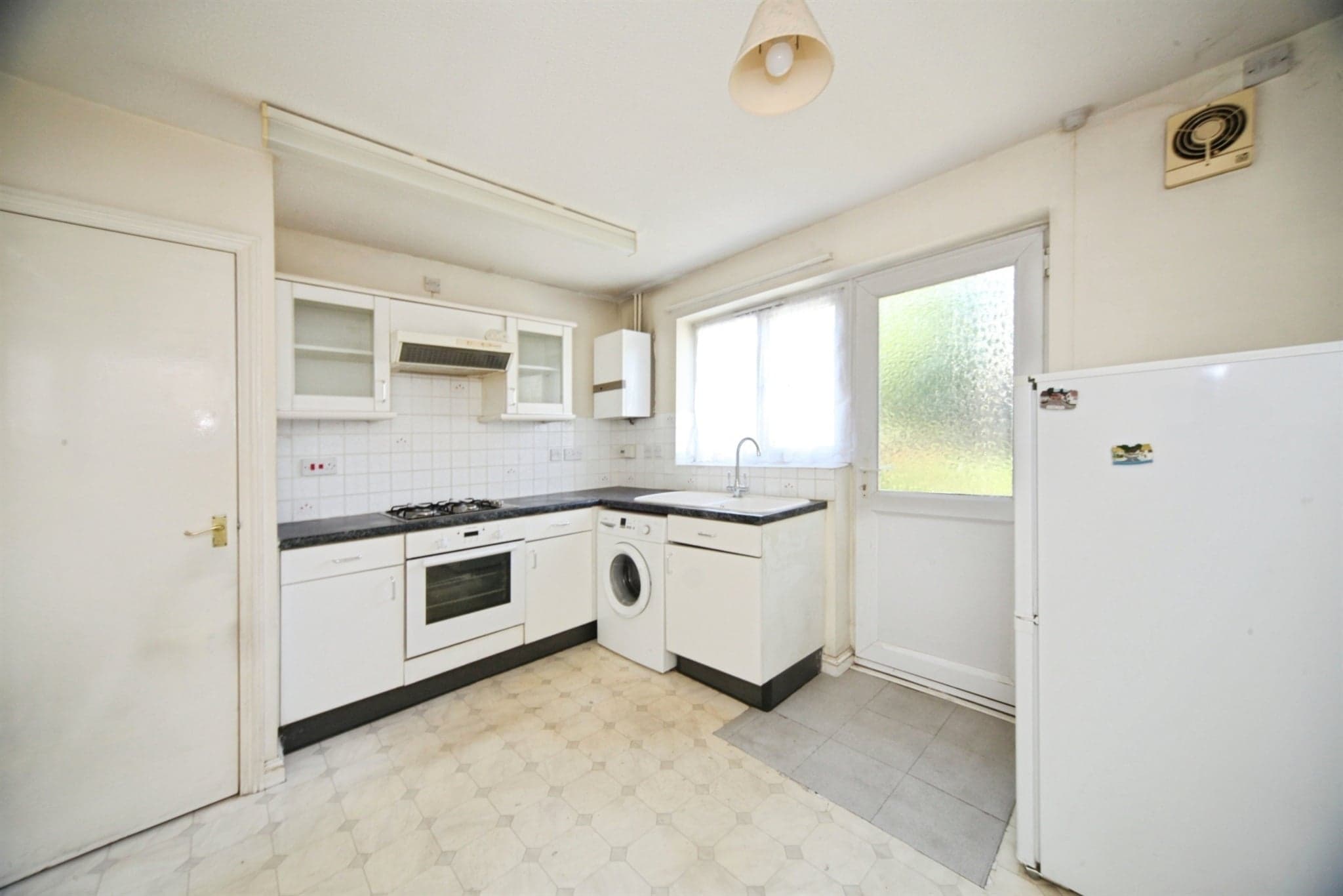 Property at Larkspur Gardens, Luton