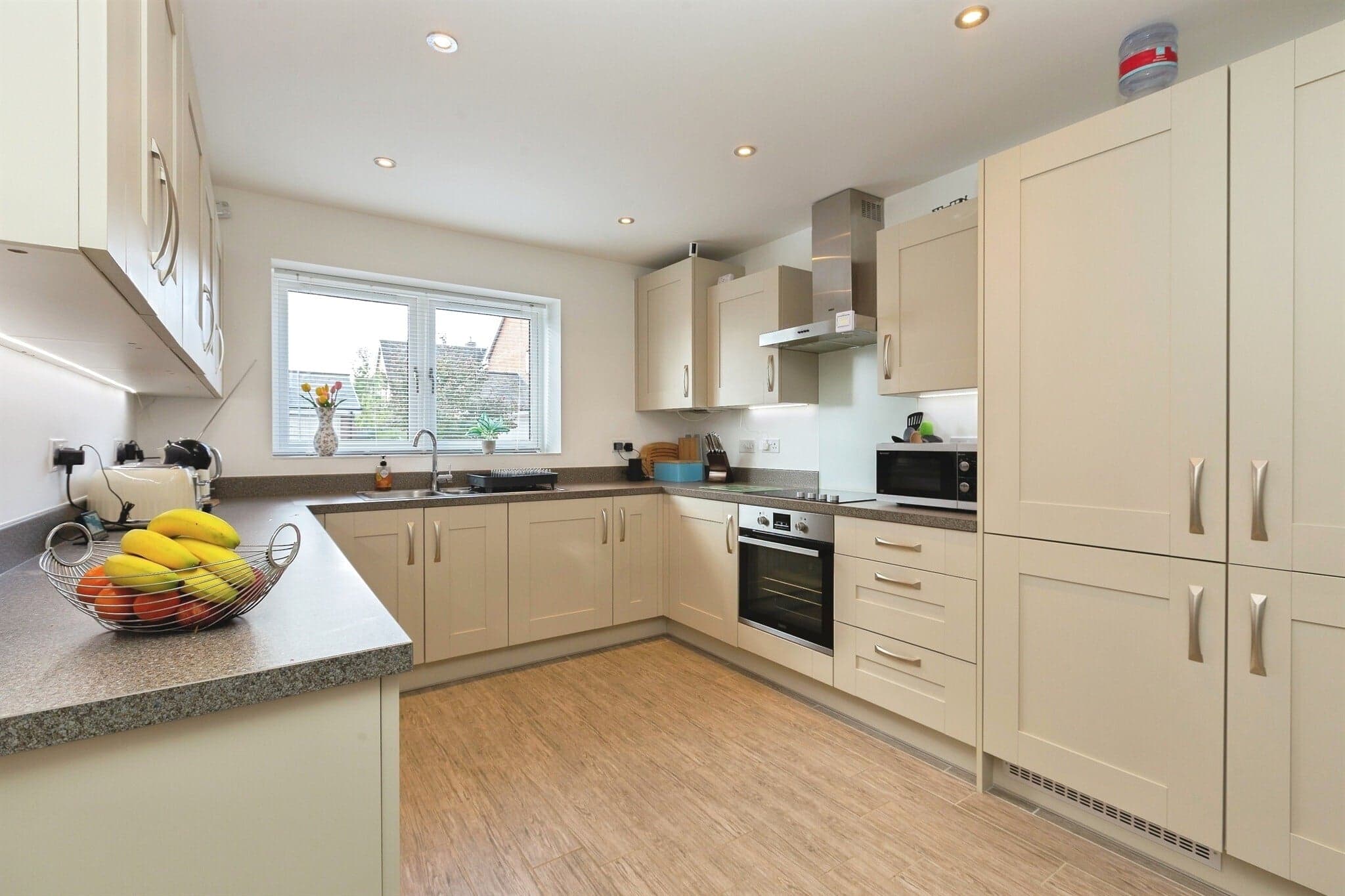 Property at Elmwood Close, Oakley, Aylesbury