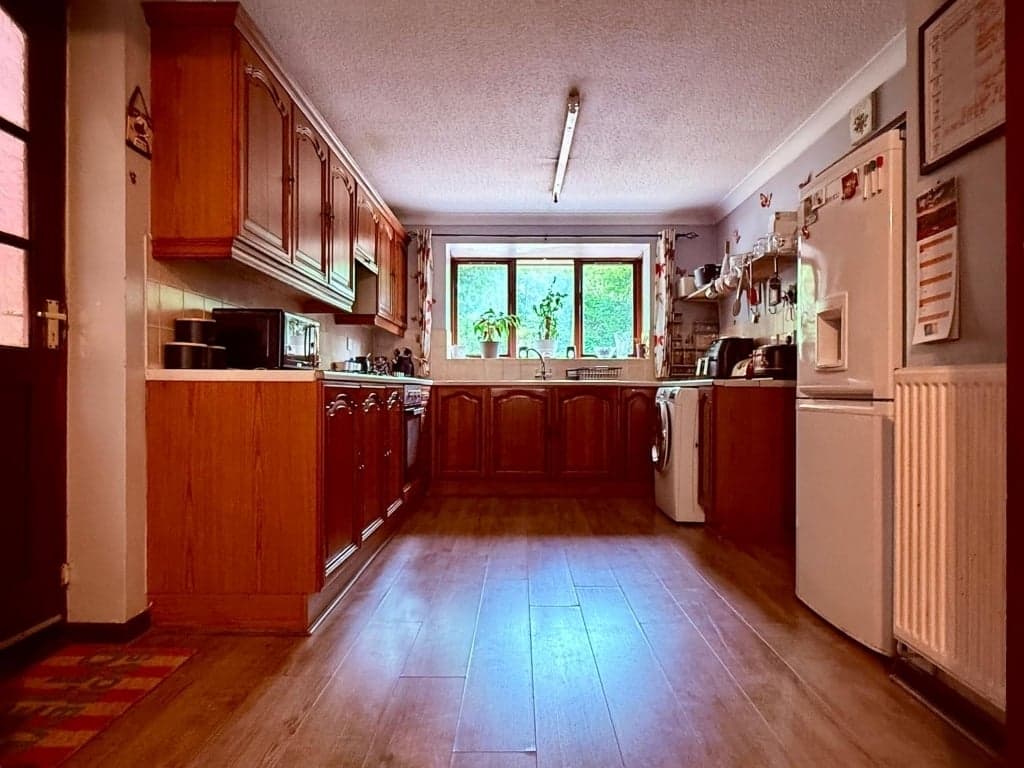 Property at Hayseech, CRADLEY HEATH