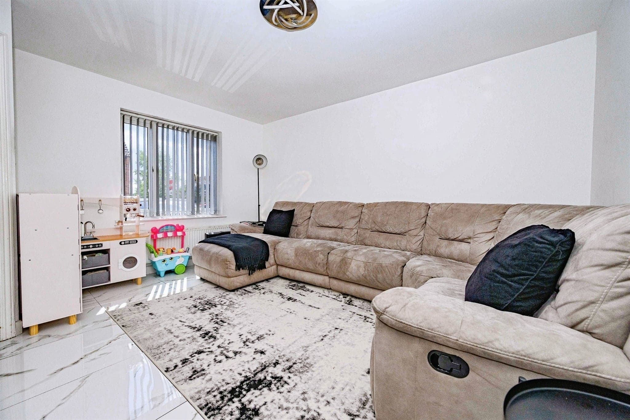 Property at Muirfield, Luton