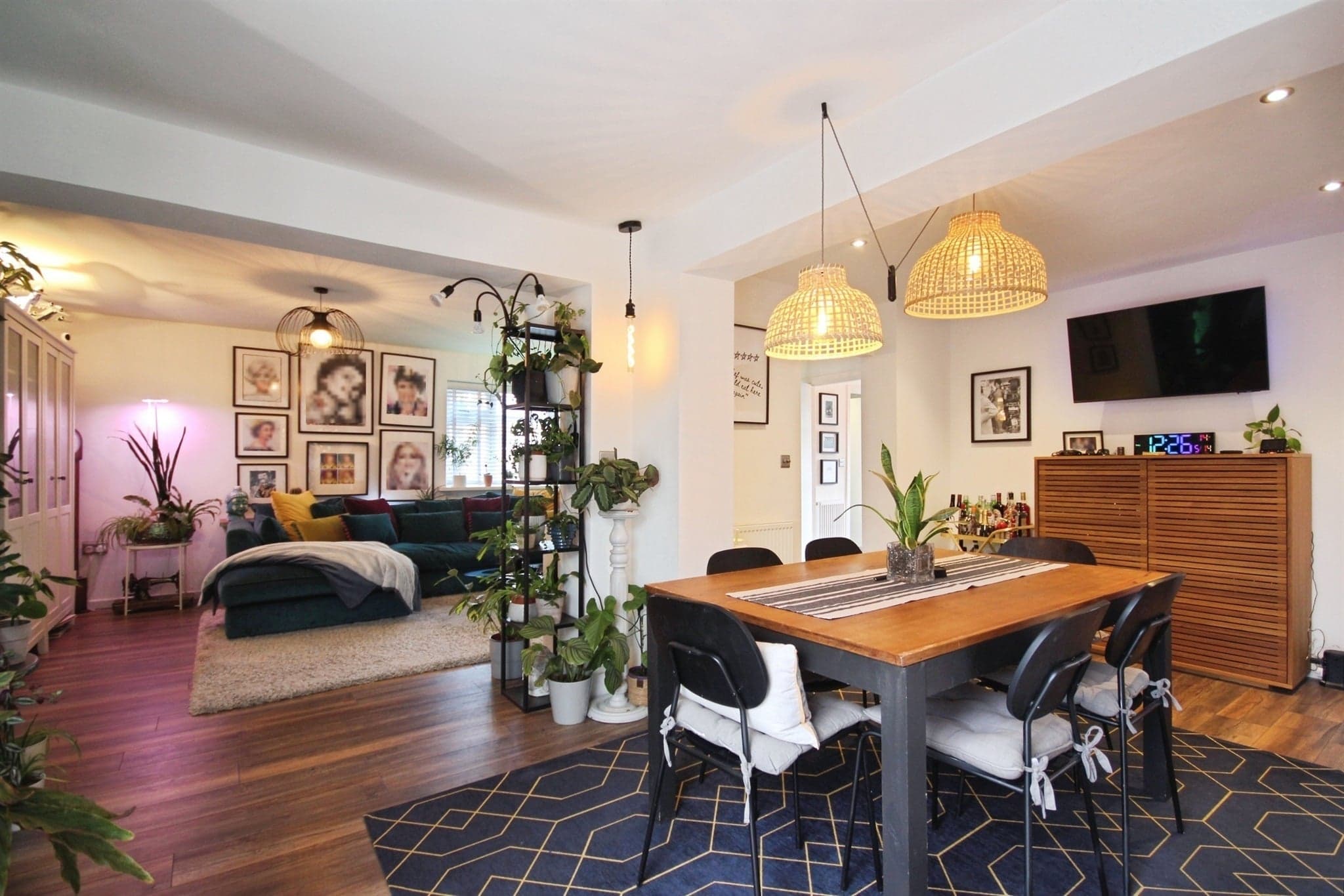 Property at Endsleigh Gardens, Leamington Spa