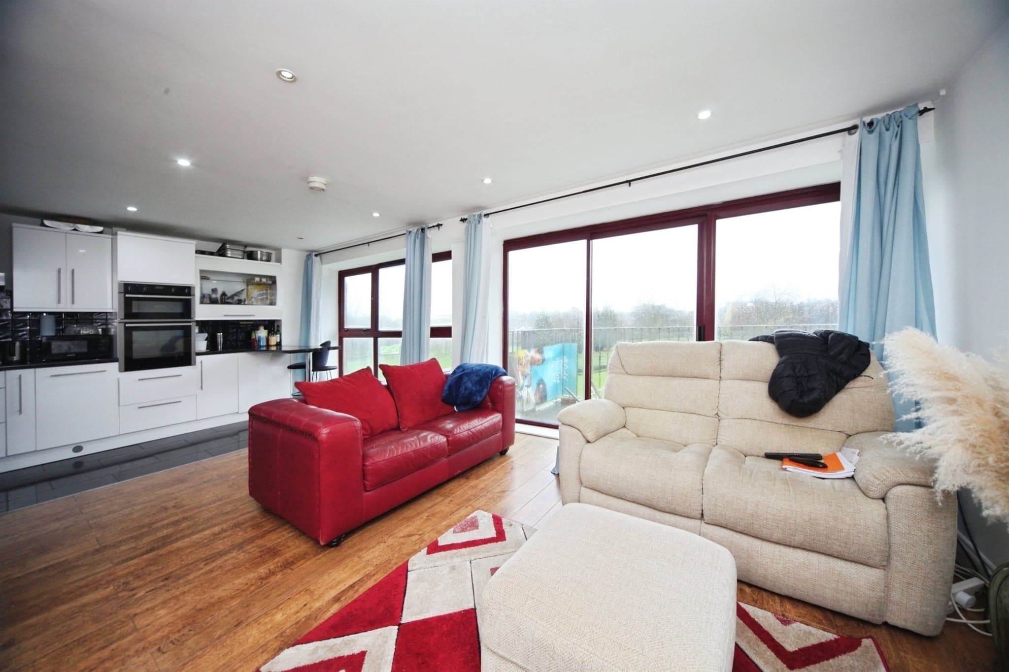 Property at West Hill Road, LUTON