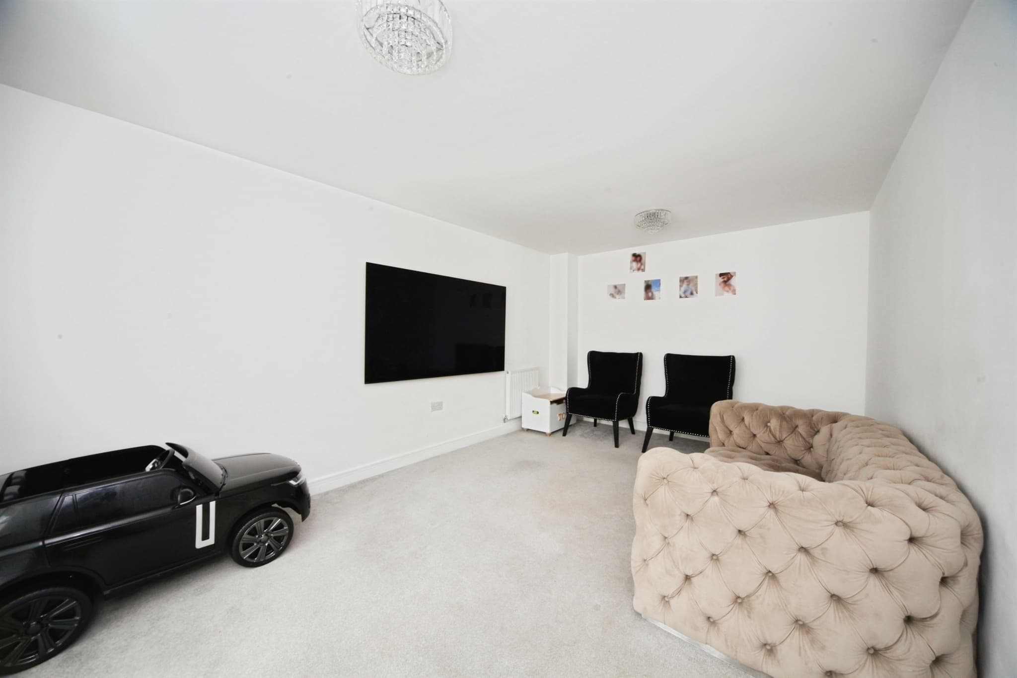 Property at Colosseum Drive, Houghton Regis, Dunstable