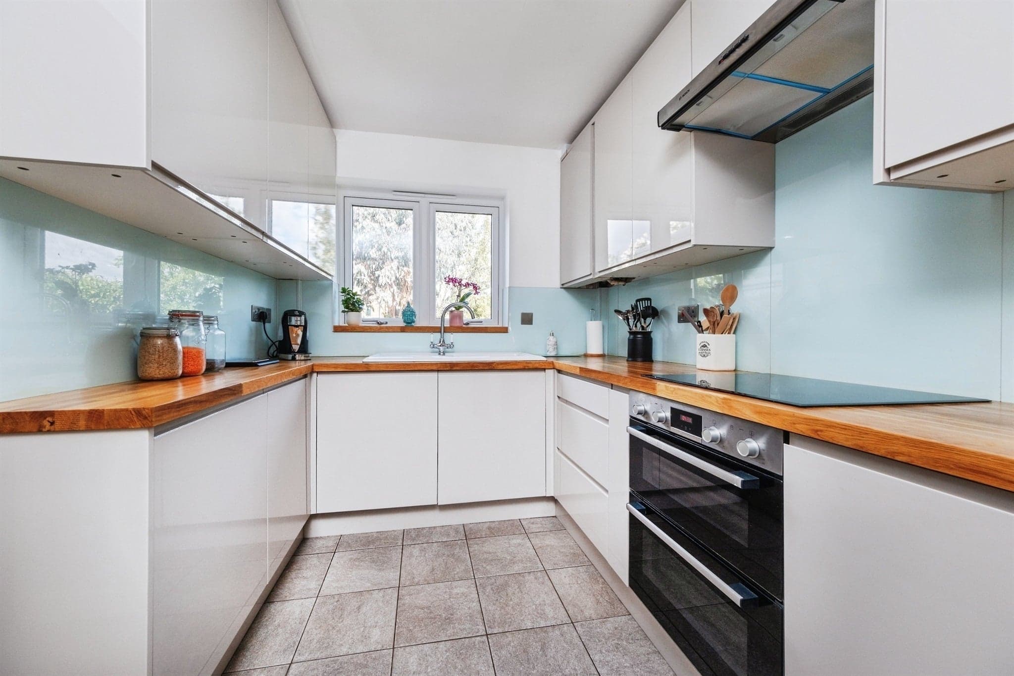 Property at Hare Close, Buckingham