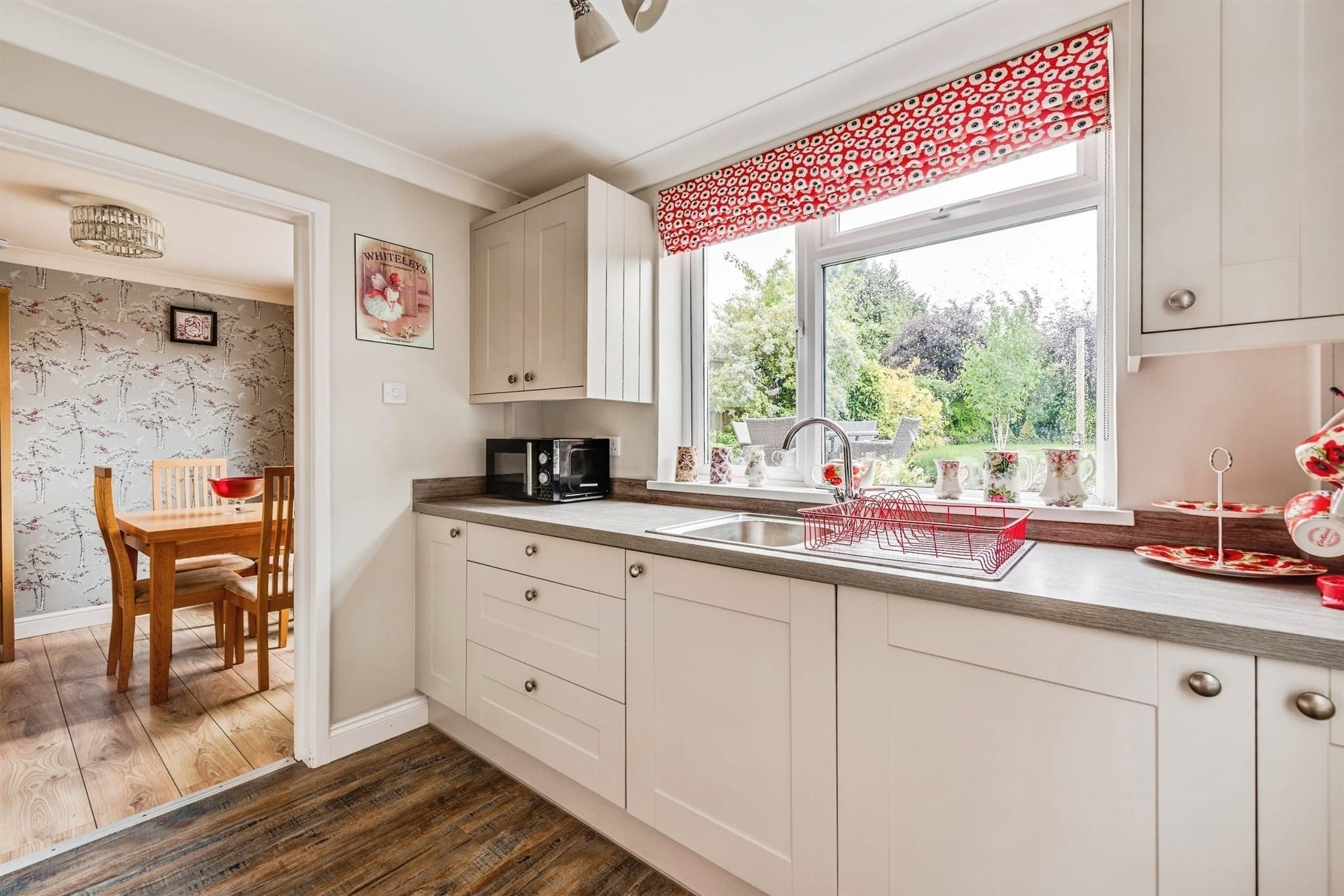 Property at Pembroke Gardens, Swindon