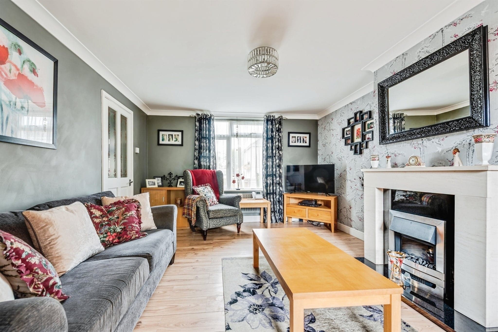 Property at Pembroke Gardens, Swindon