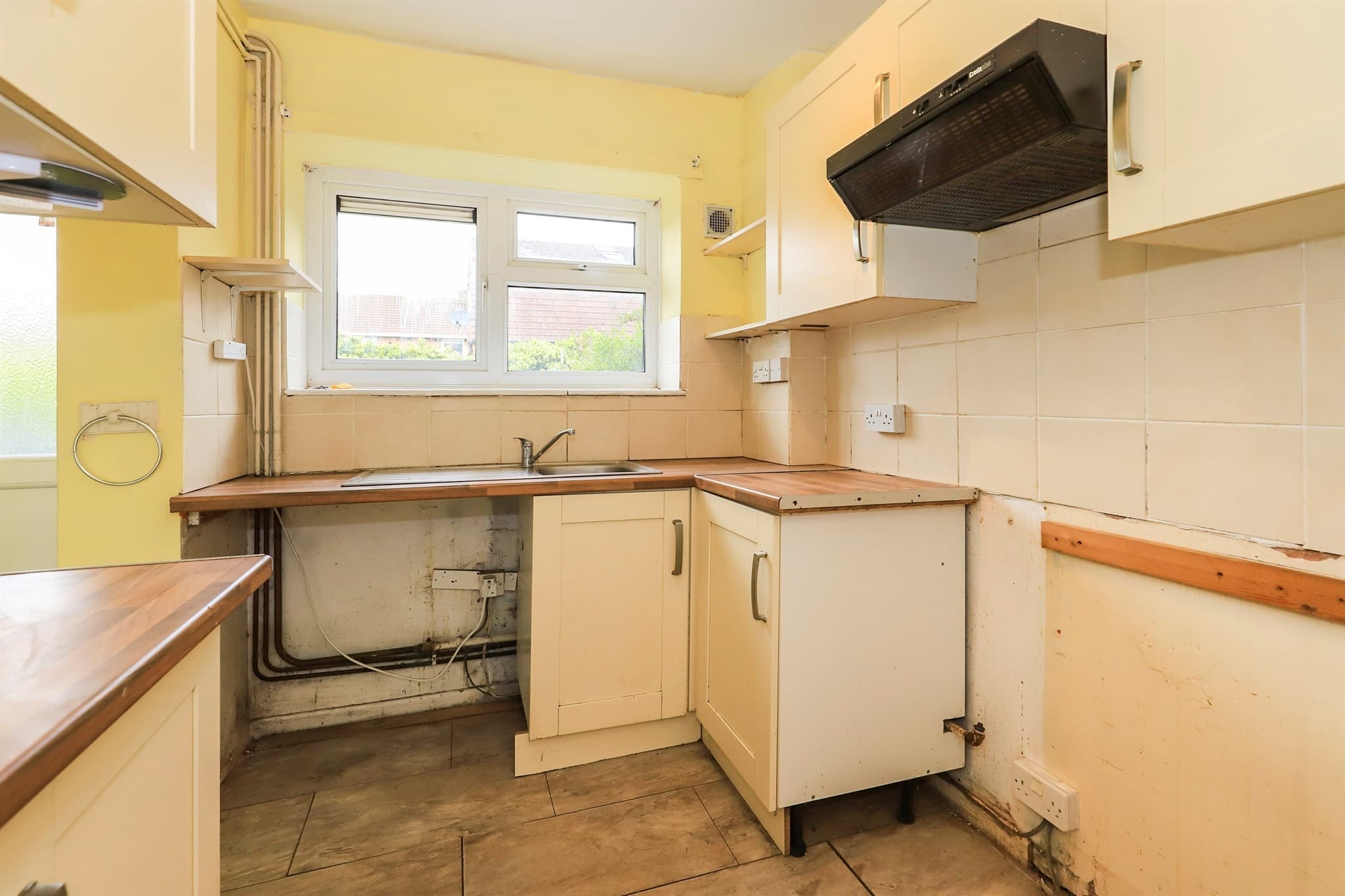 Property at Minsterley Close, Bradmore, Wolverhampton