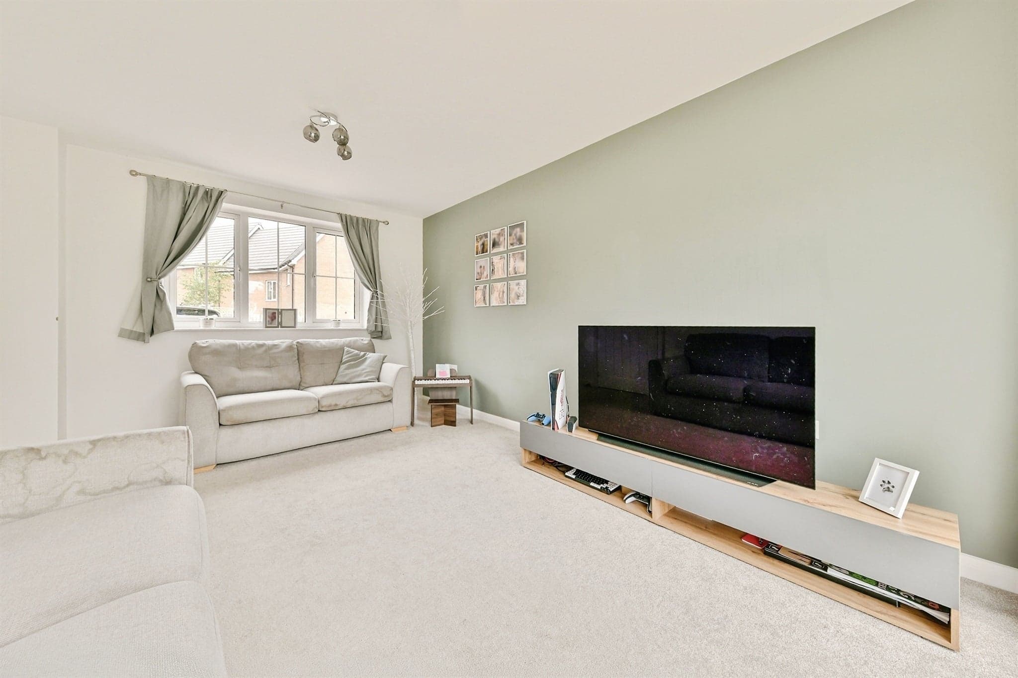 Property at Emery Croft, Meppershall, Shefford