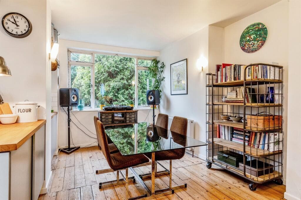 Property at Hendre Road, Ashton, Bristol