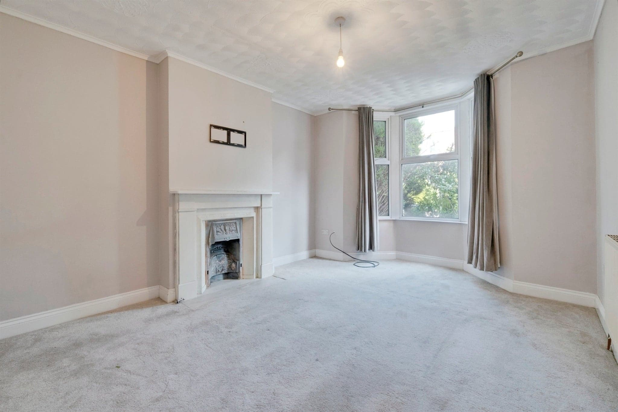 Property at Queens Road, High Wycombe
