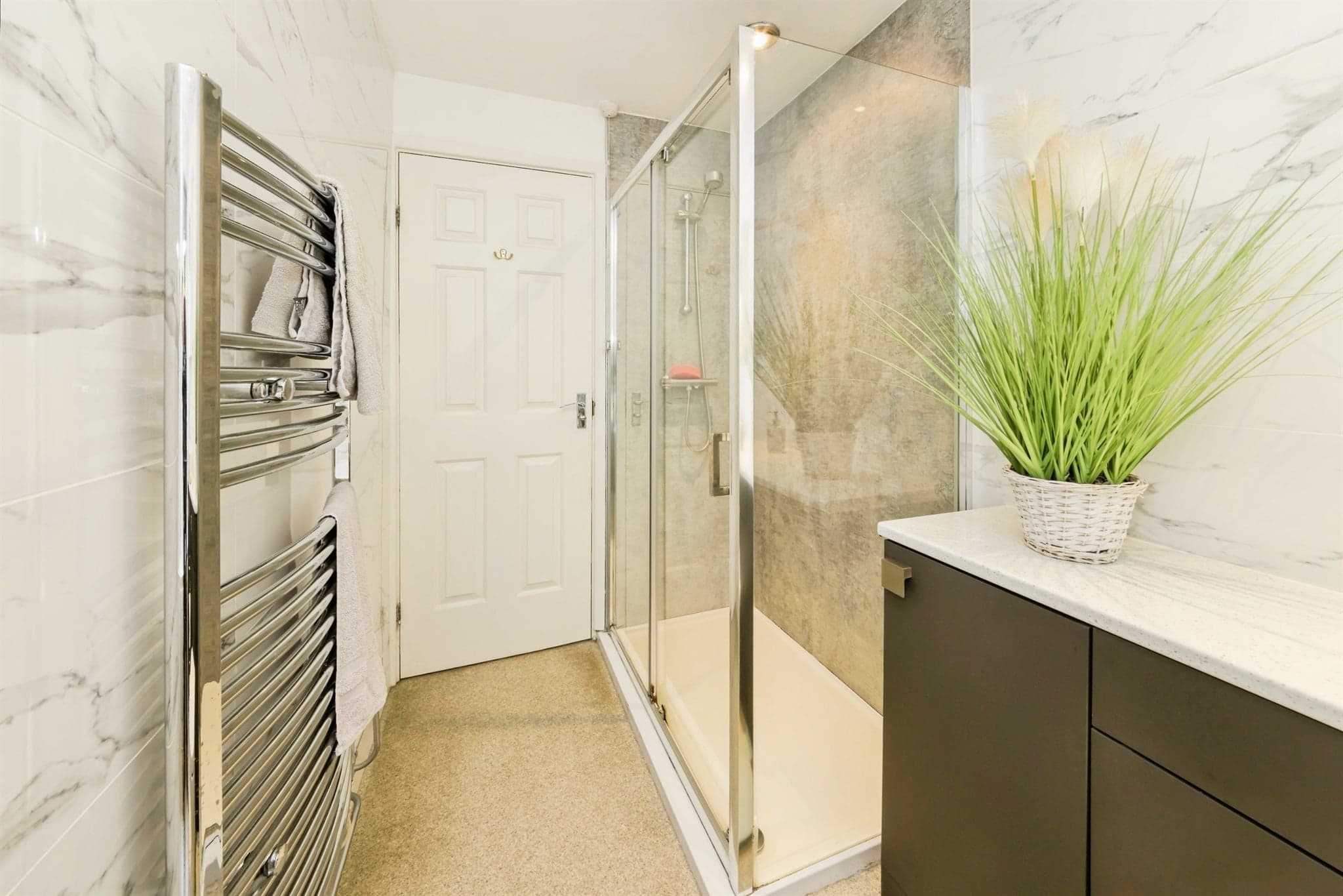 Property at Spring Gardens, Copthorne, Crawley